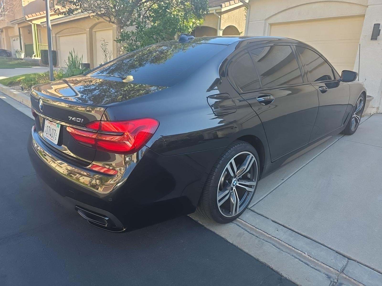 2019 BMW 7 Series 740i RWD