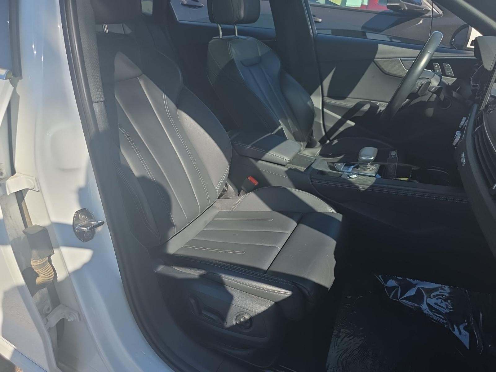 2023 Audi A4 S line Premium Plus AWD