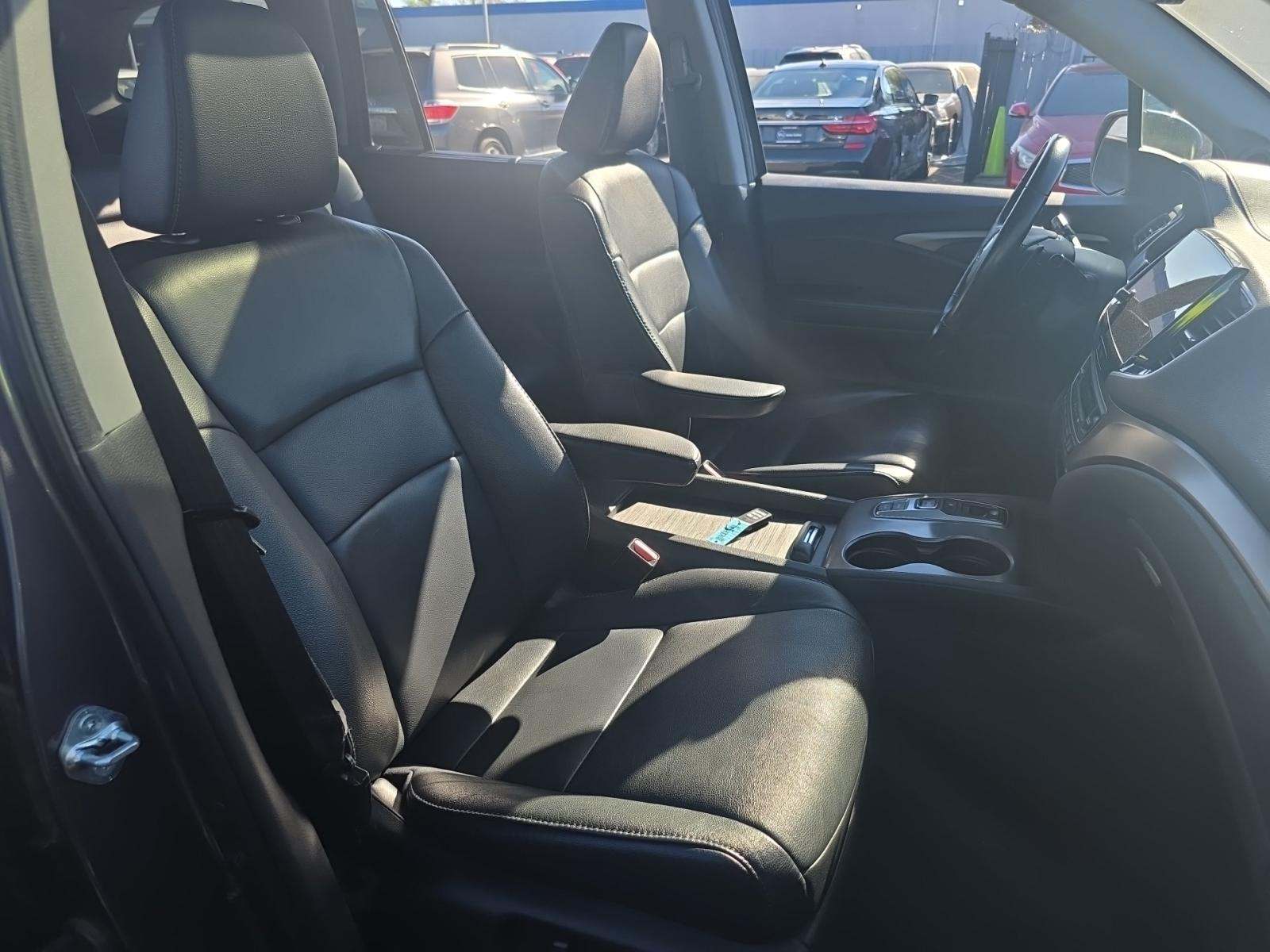 2022 Honda Pilot Special Edition FWD