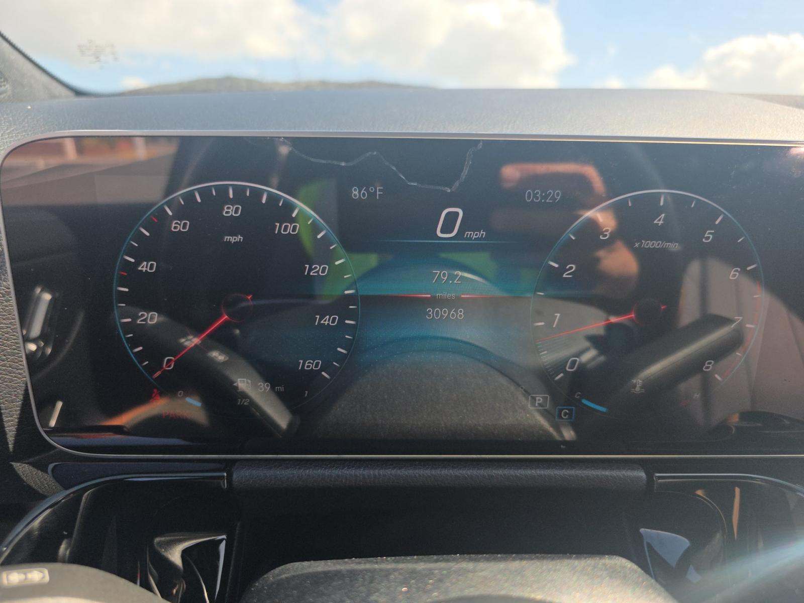 MERCEDES-BENZ GLA-CLASS - 9