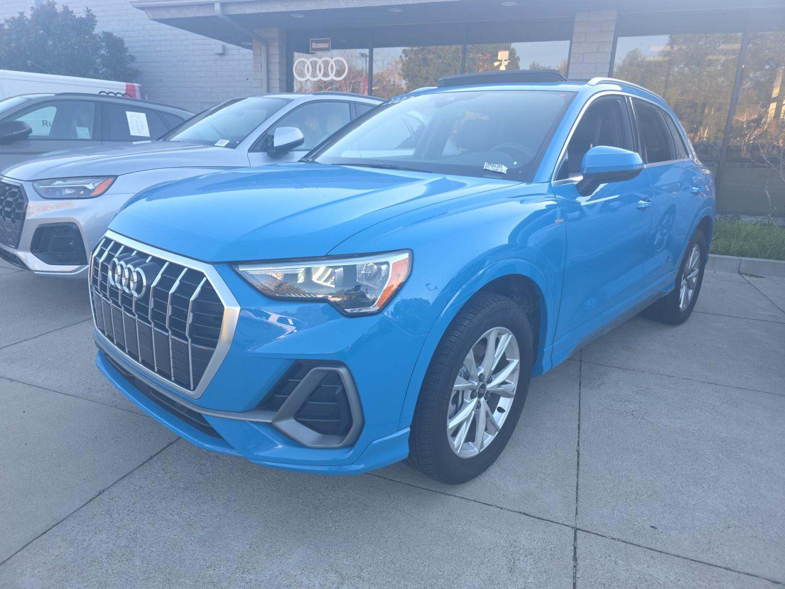 2022 Audi Q3 2.0T S line Premium AWD