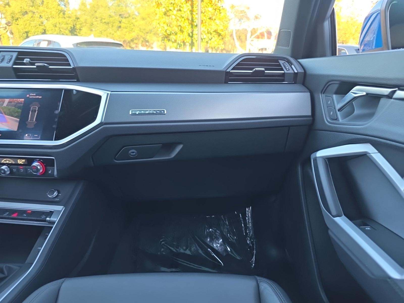 2022 Audi Q3 2.0T S line Premium AWD