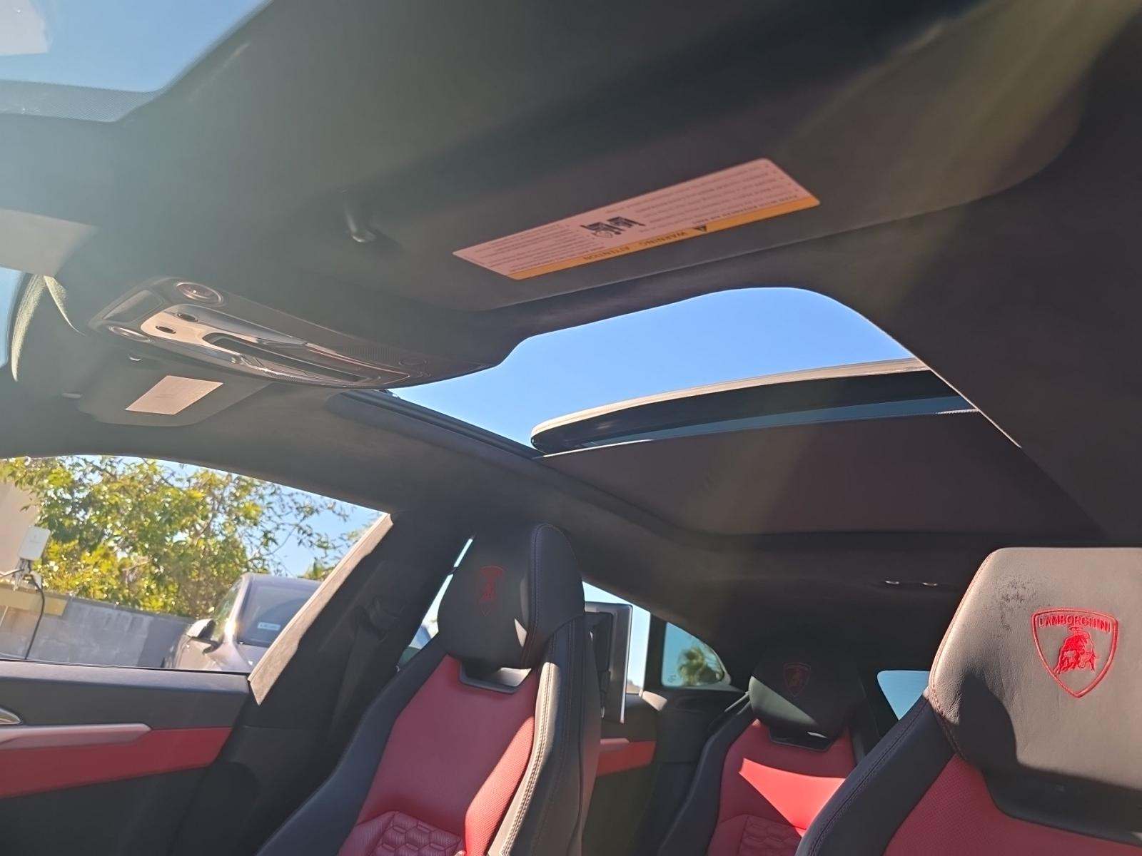 2019 Lamborghini Urus Base AWD