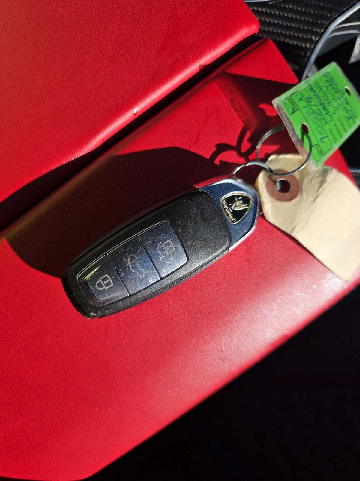 2019 Lamborghini Urus Base AWD