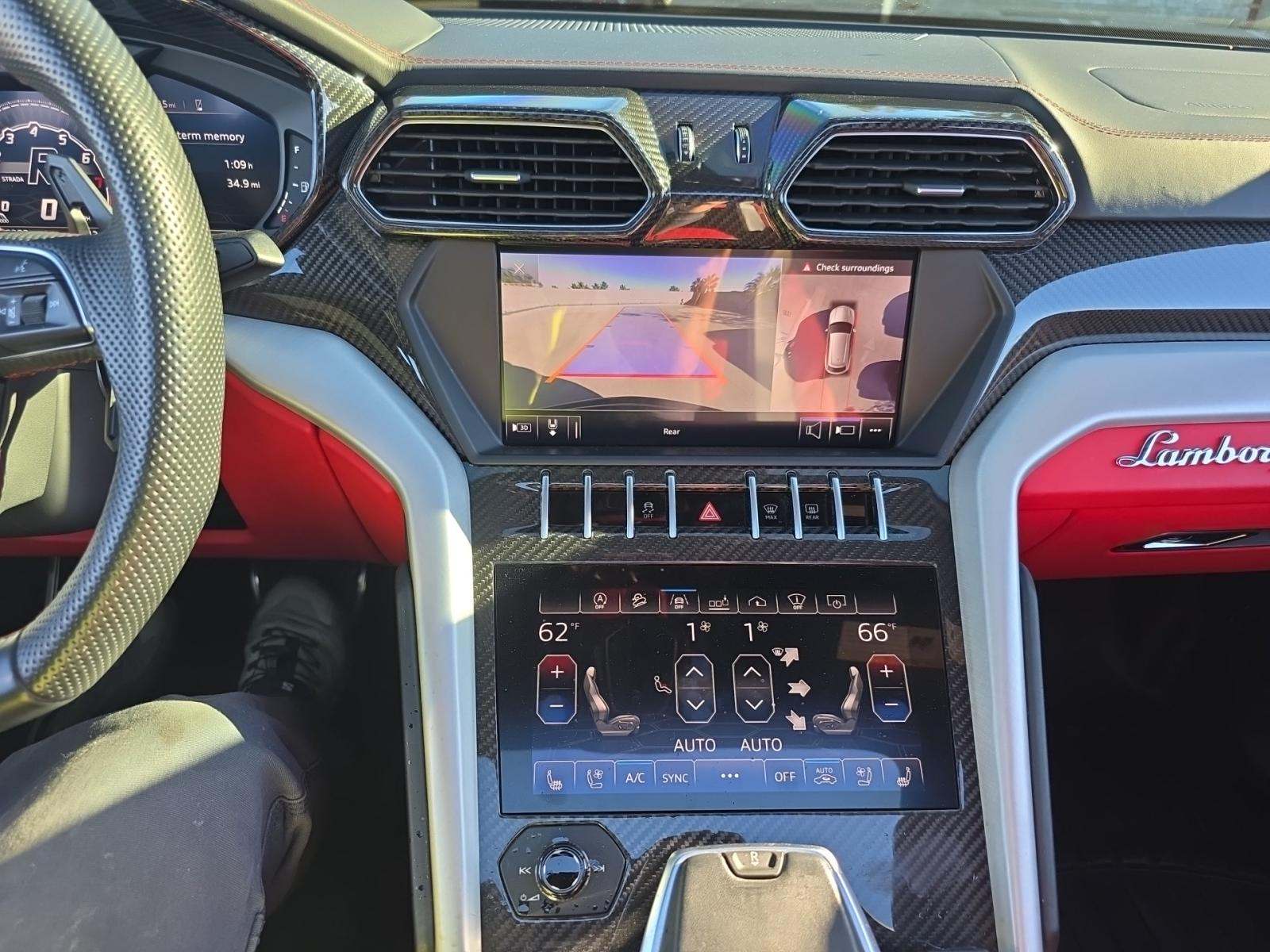 2019 Lamborghini Urus Base AWD