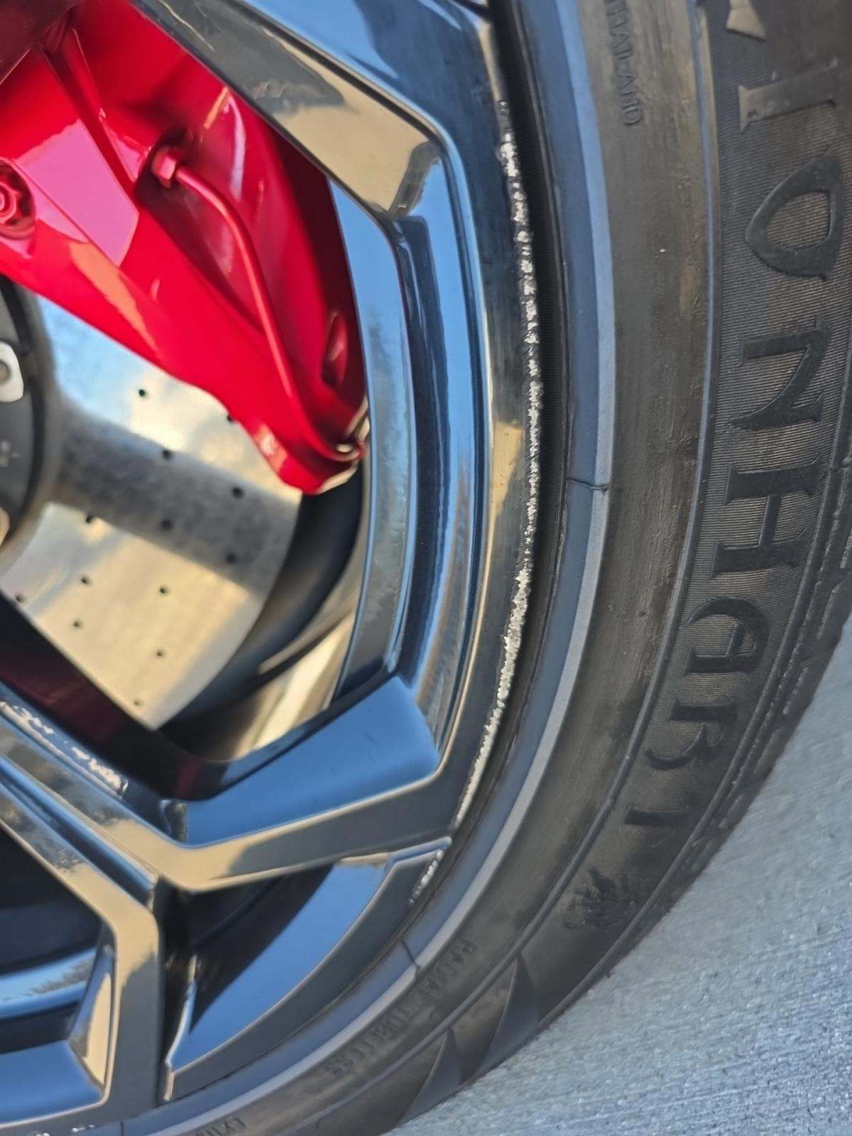 2019 Lamborghini Urus Base AWD