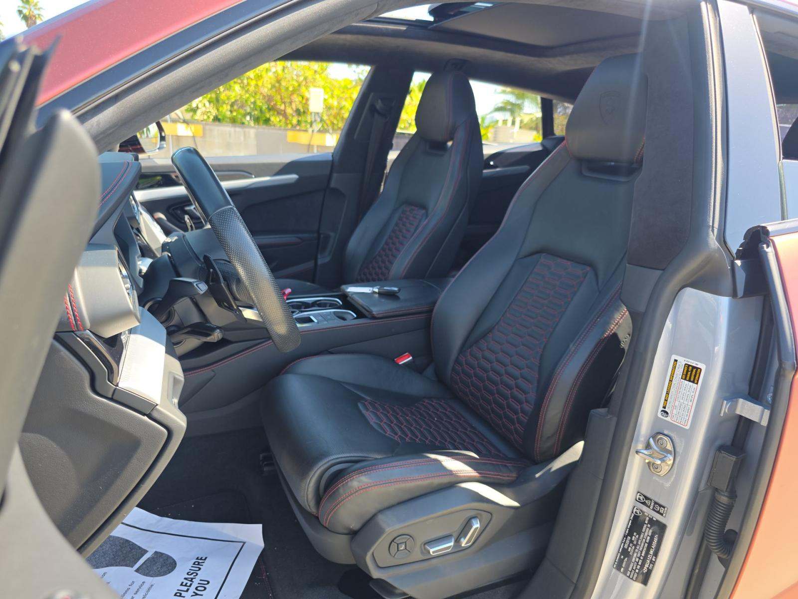 2019 Lamborghini Urus Base AWD