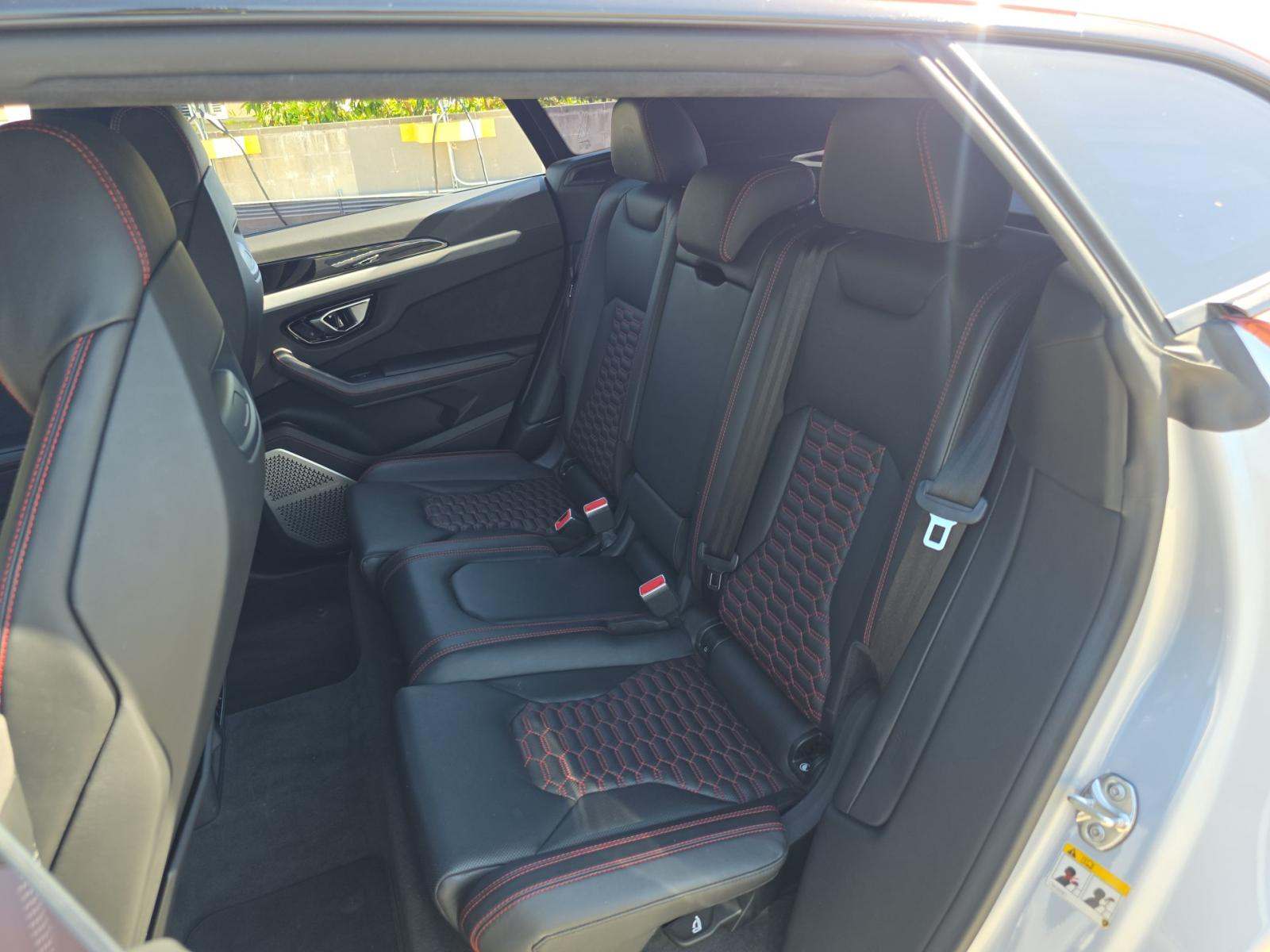 2019 Lamborghini Urus Base AWD