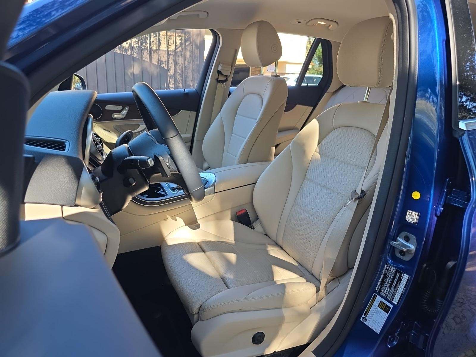 2022 Mercedes-Benz GLC GLC 300 RWD