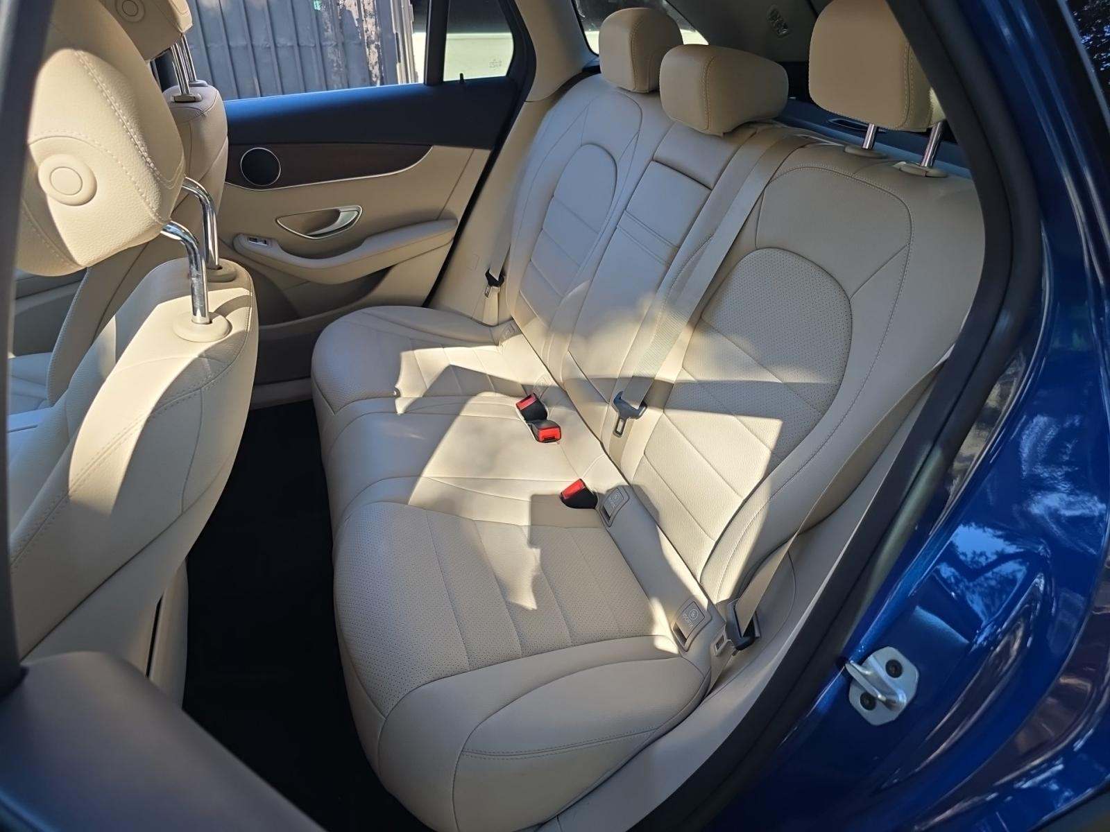 2022 Mercedes-Benz GLC GLC 300 RWD