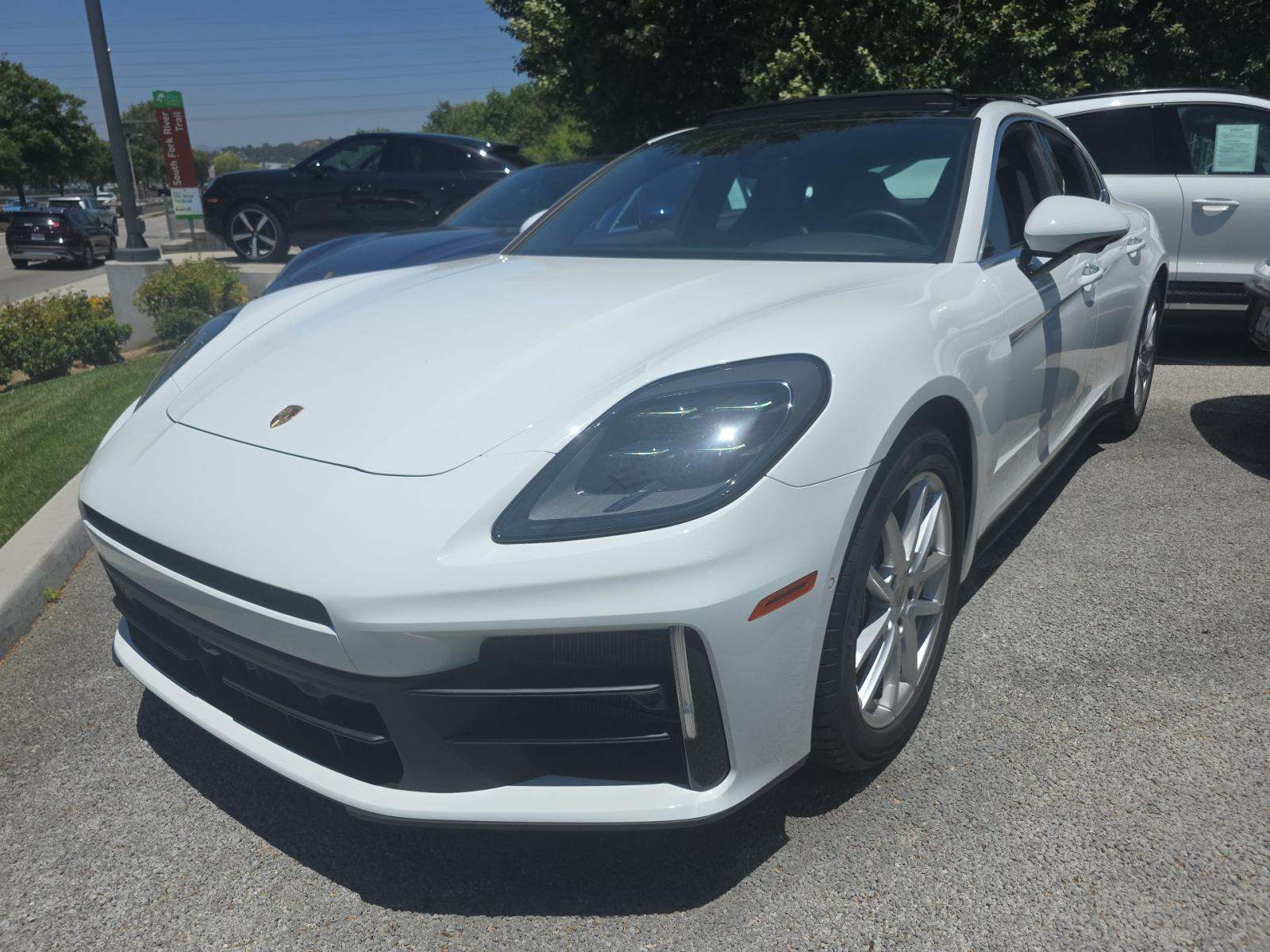 2025 Porsche Panamera Base RWD