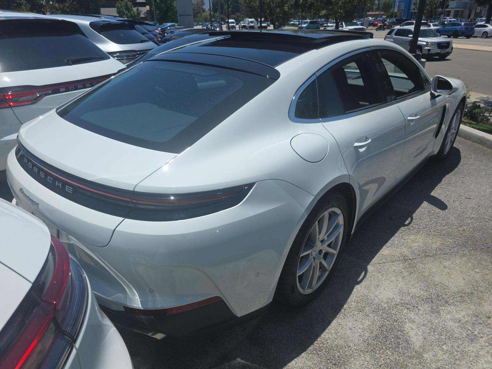 2025 Porsche Panamera Base RWD