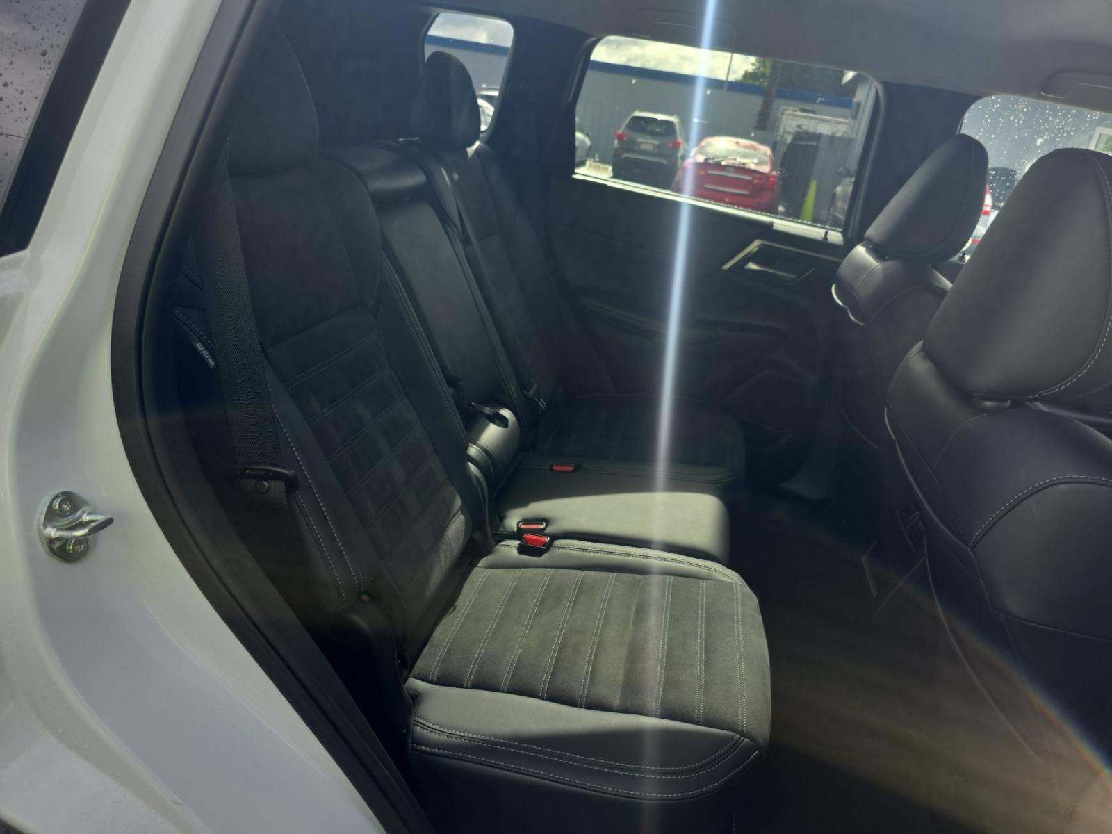 2024 Mitsubishi Outlander SE Black Edition FWD