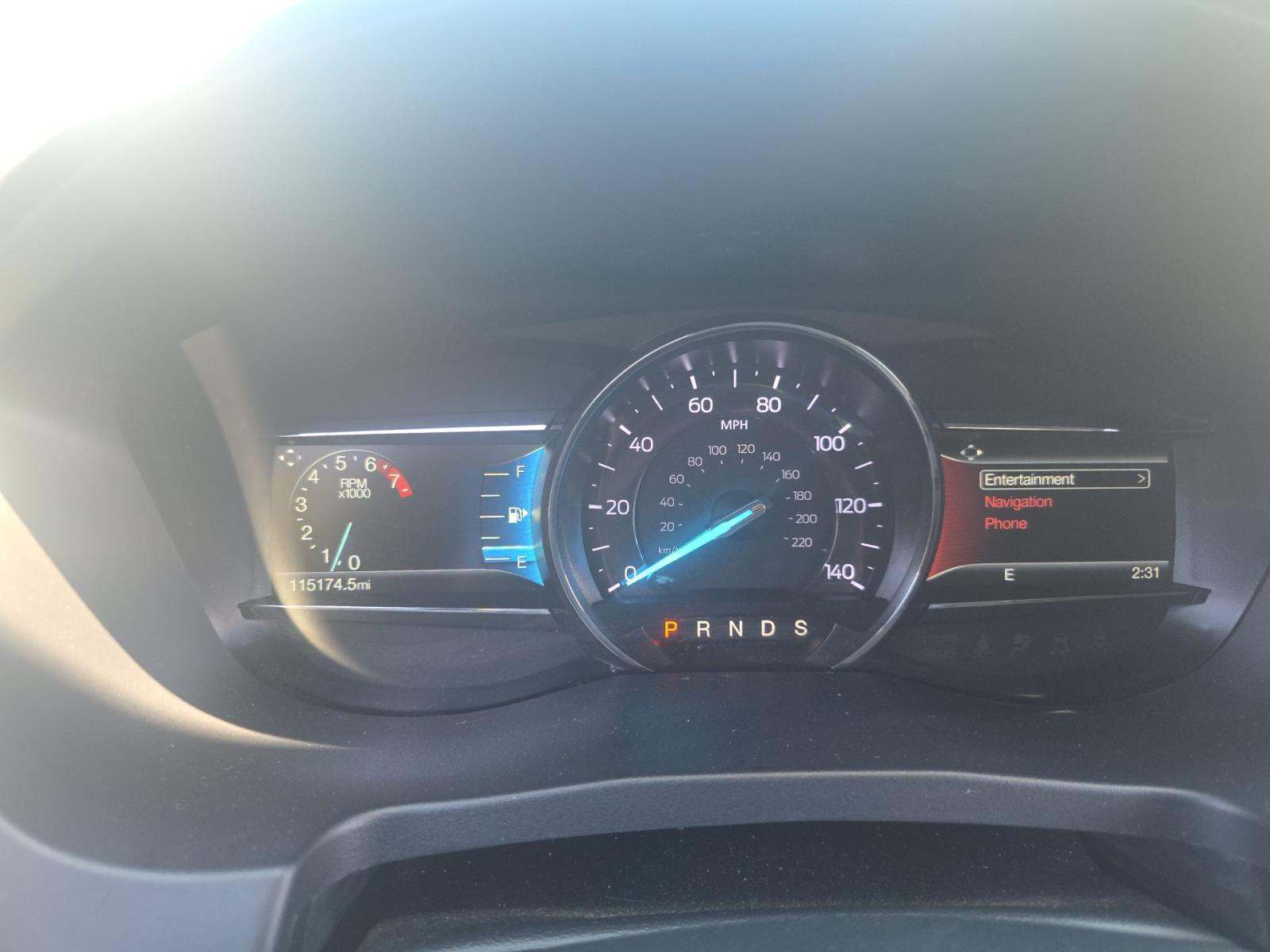 FORD EXPLORER - 9
