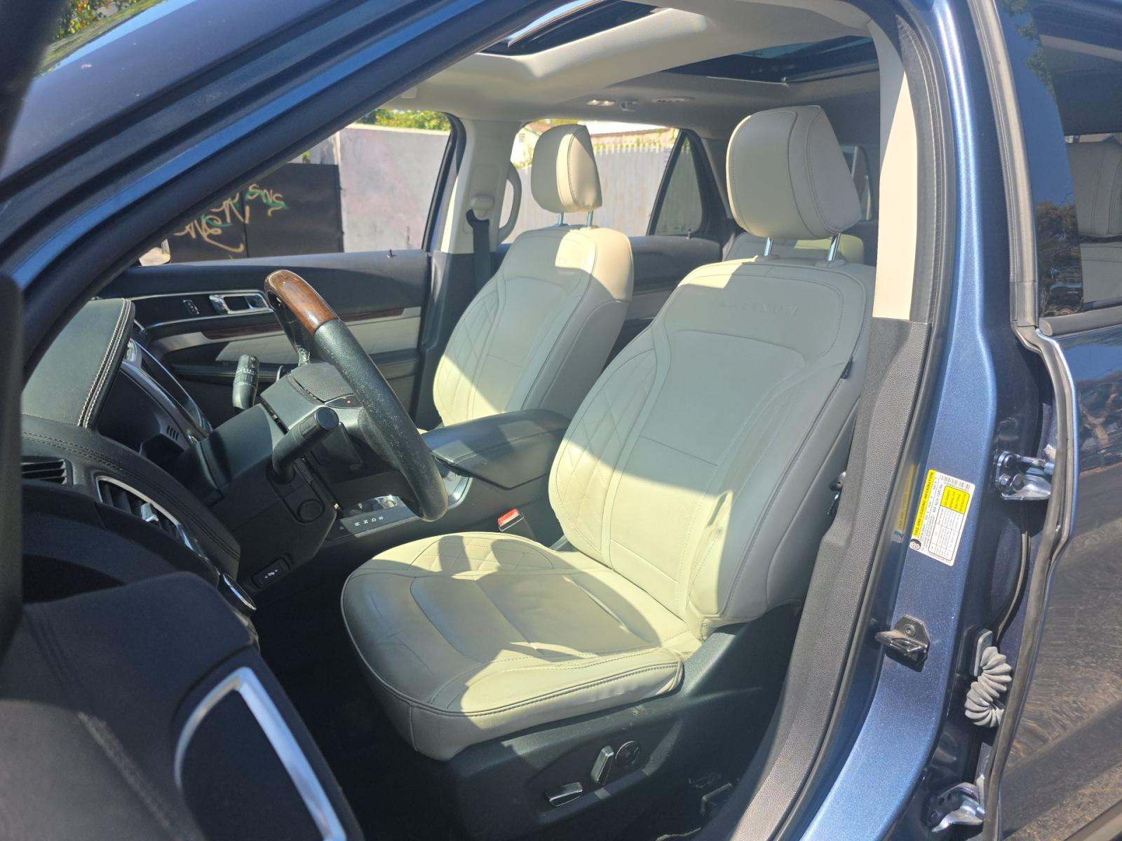 FORD EXPLORER - 6