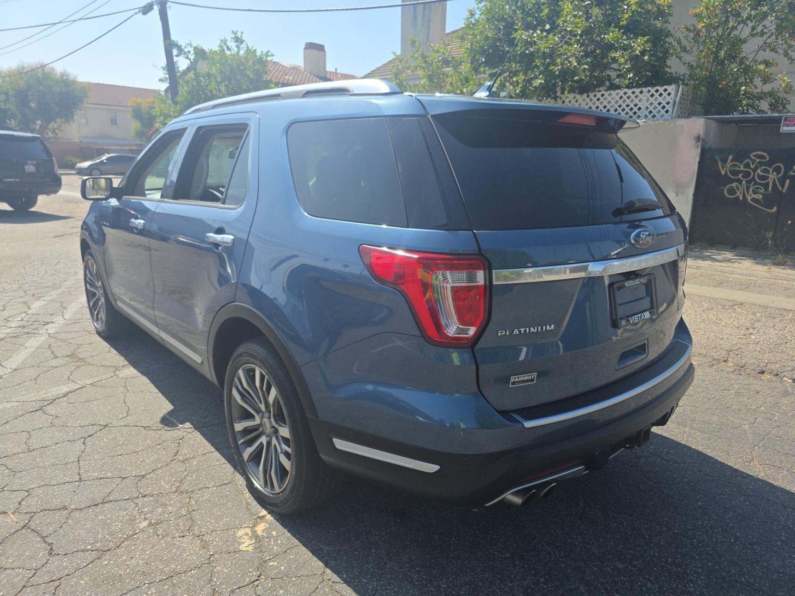 FORD EXPLORER - 2