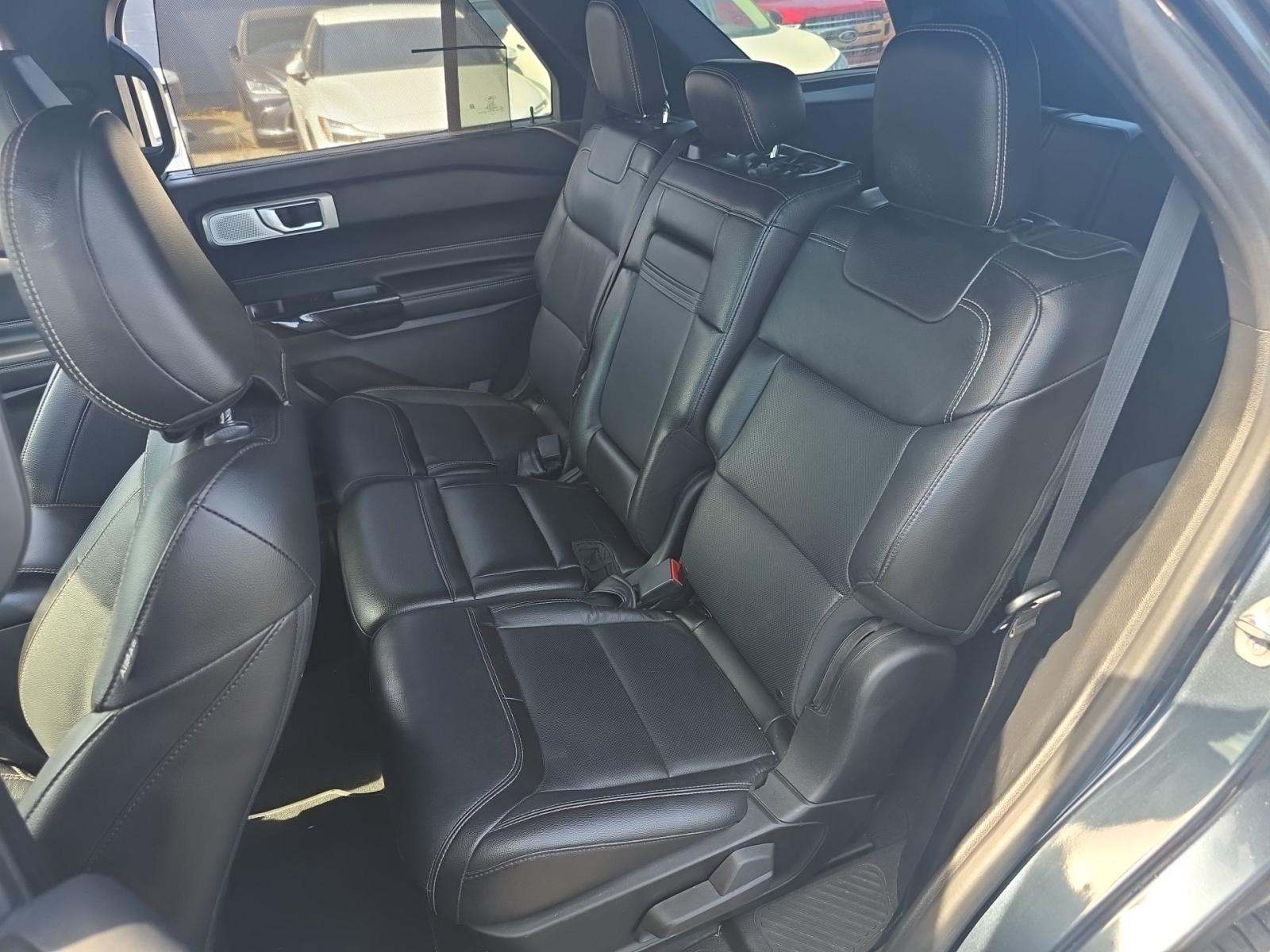 2022 Ford Explorer ST AWD