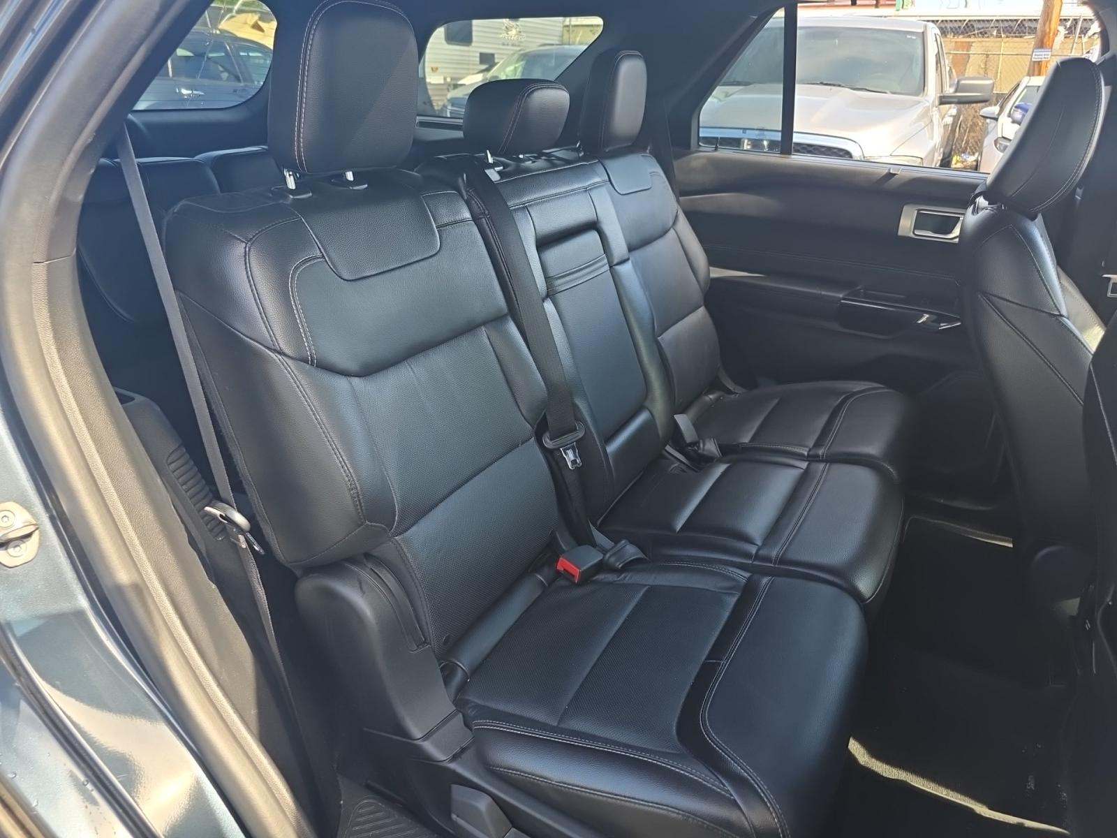 2022 Ford Explorer ST AWD