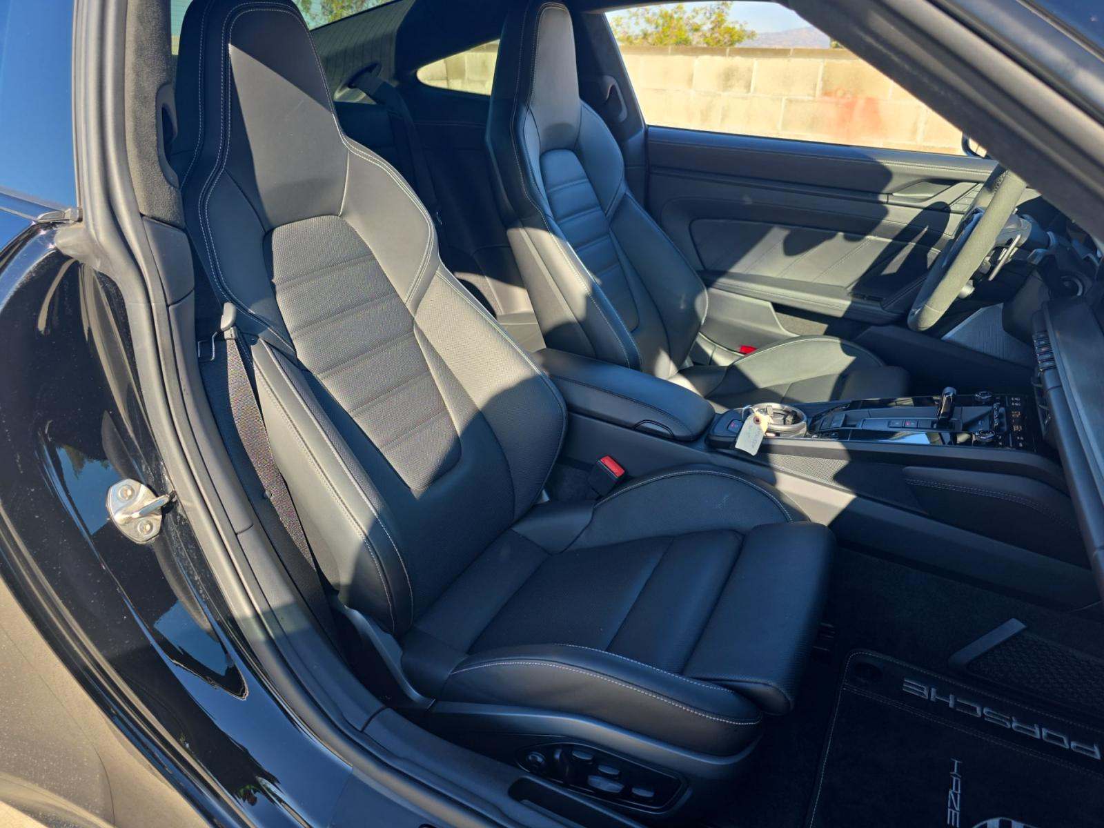 2022 Porsche 911 Carrera 4 GTS AWD