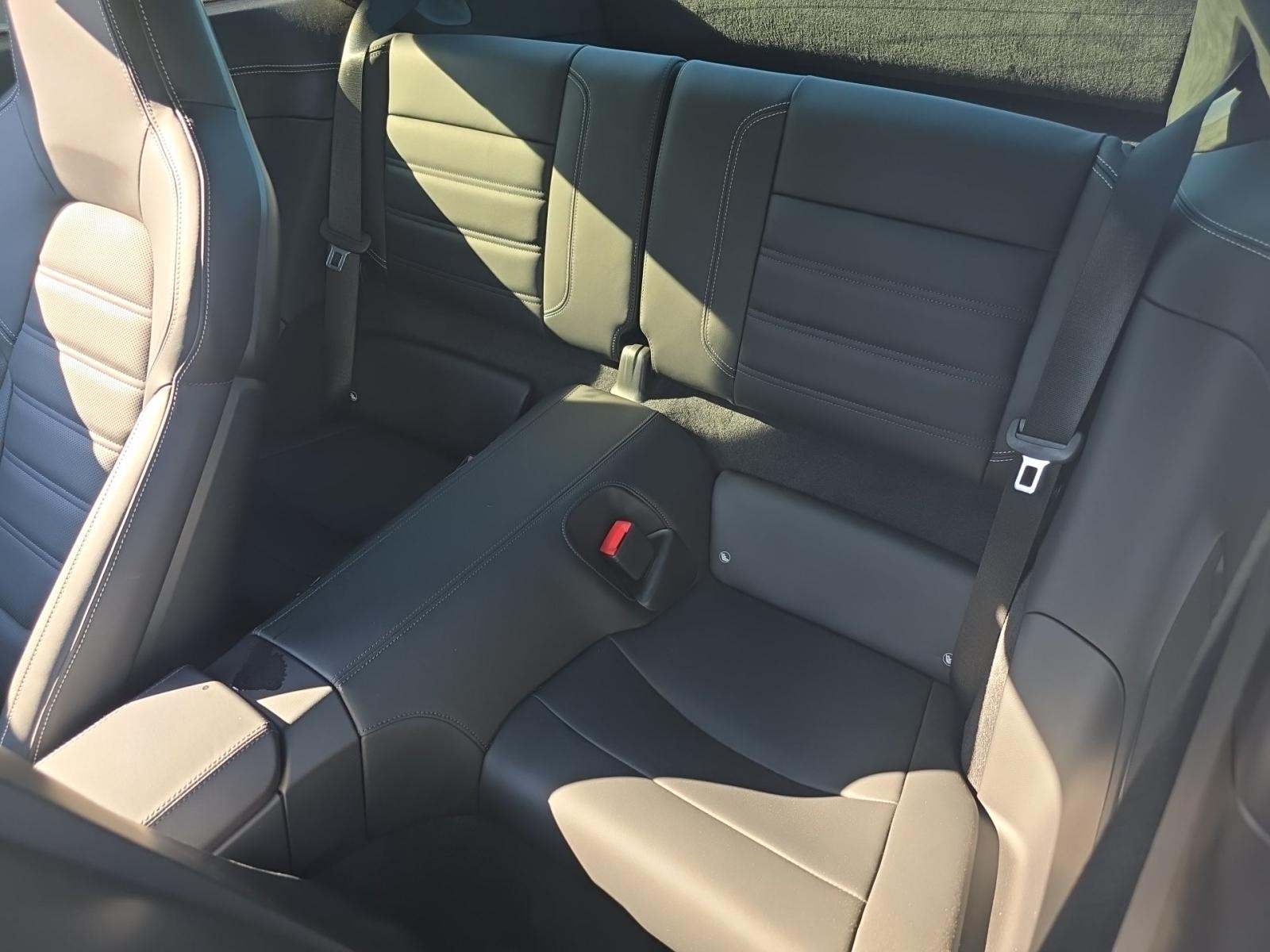 2022 Porsche 911 Carrera 4 GTS AWD