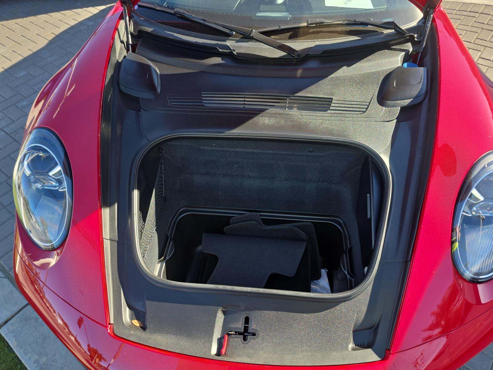 2024 Porsche 911 Carrera S RWD