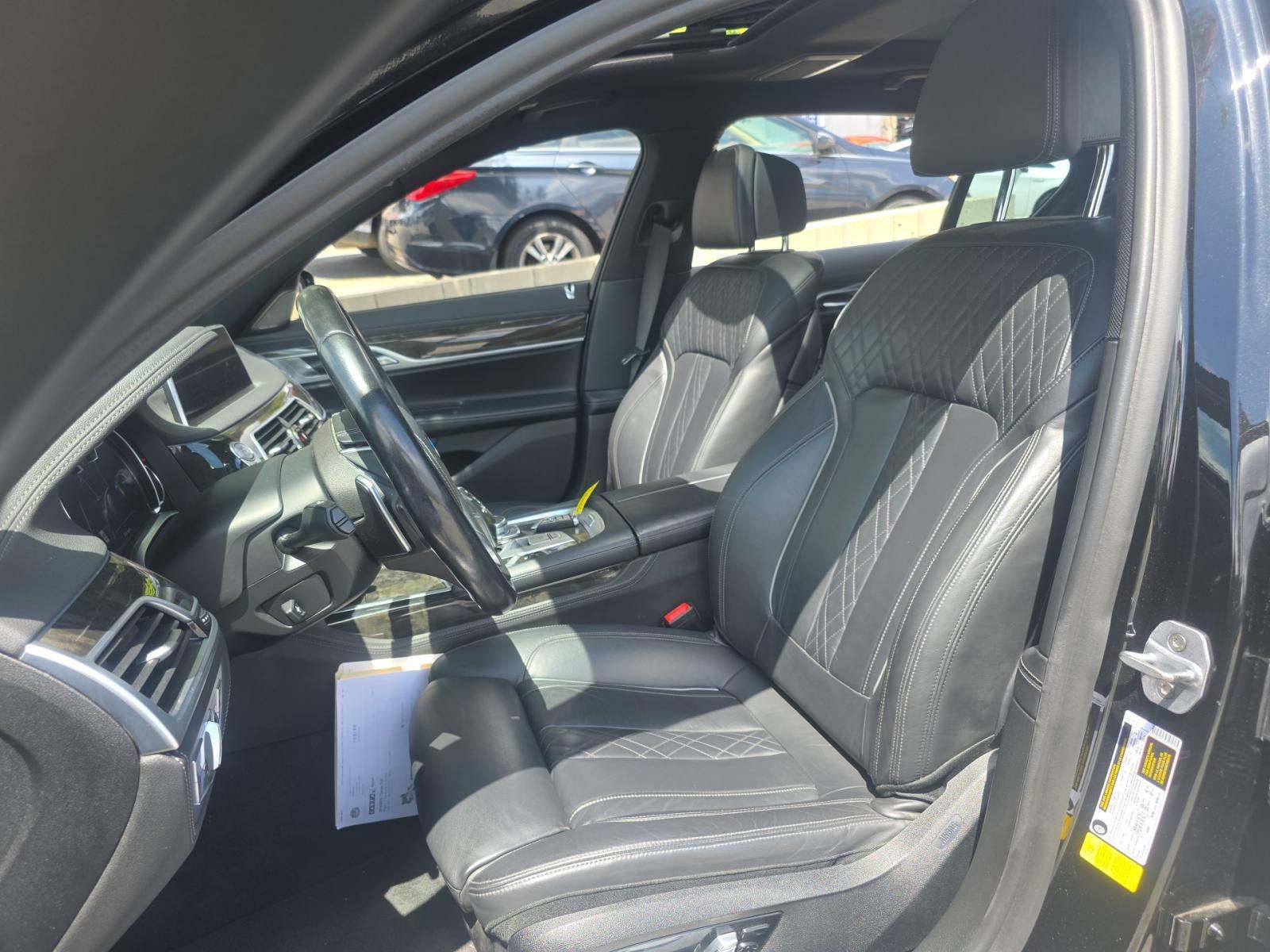 2018 BMW 7 Series 750i RWD