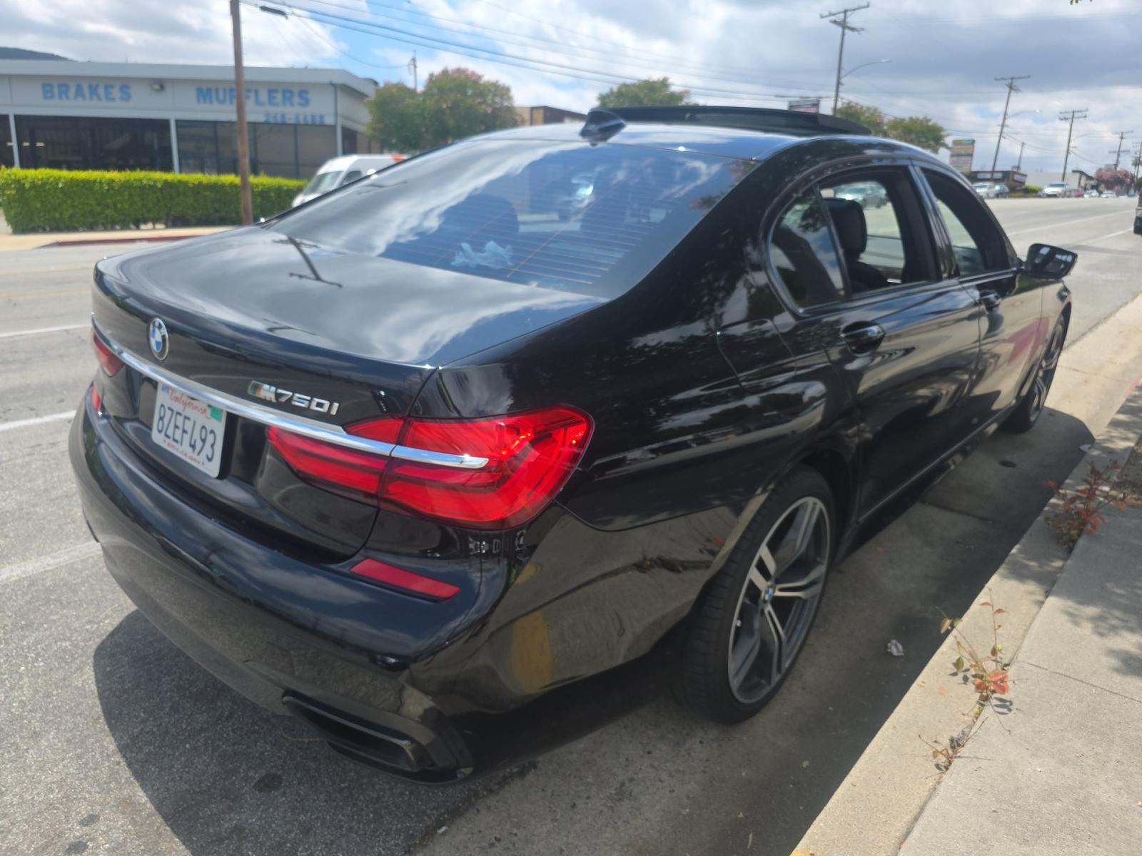 2018 BMW 7 Series 750i RWD