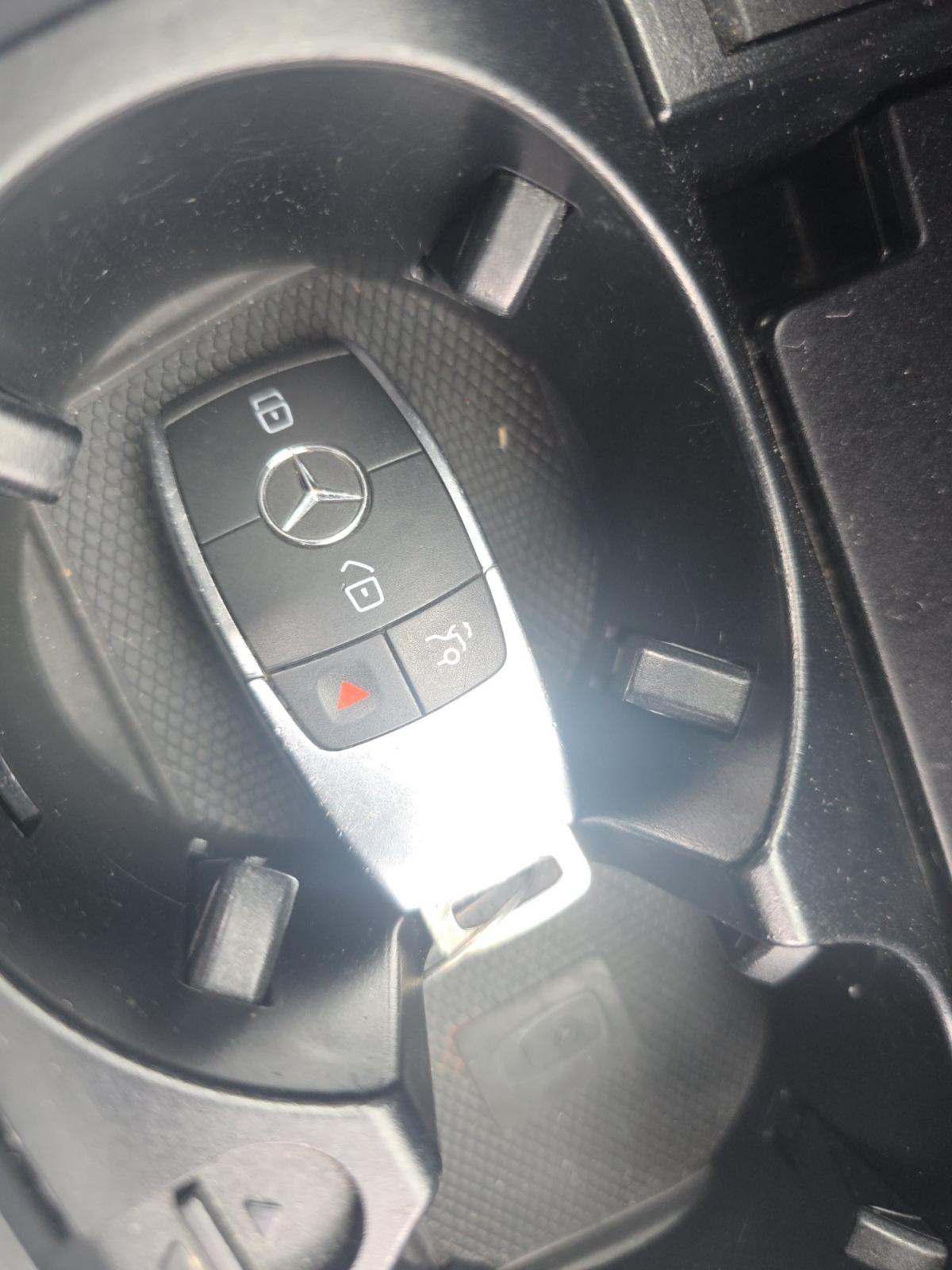 2022 Mercedes-Benz GLC GLC 300 RWD