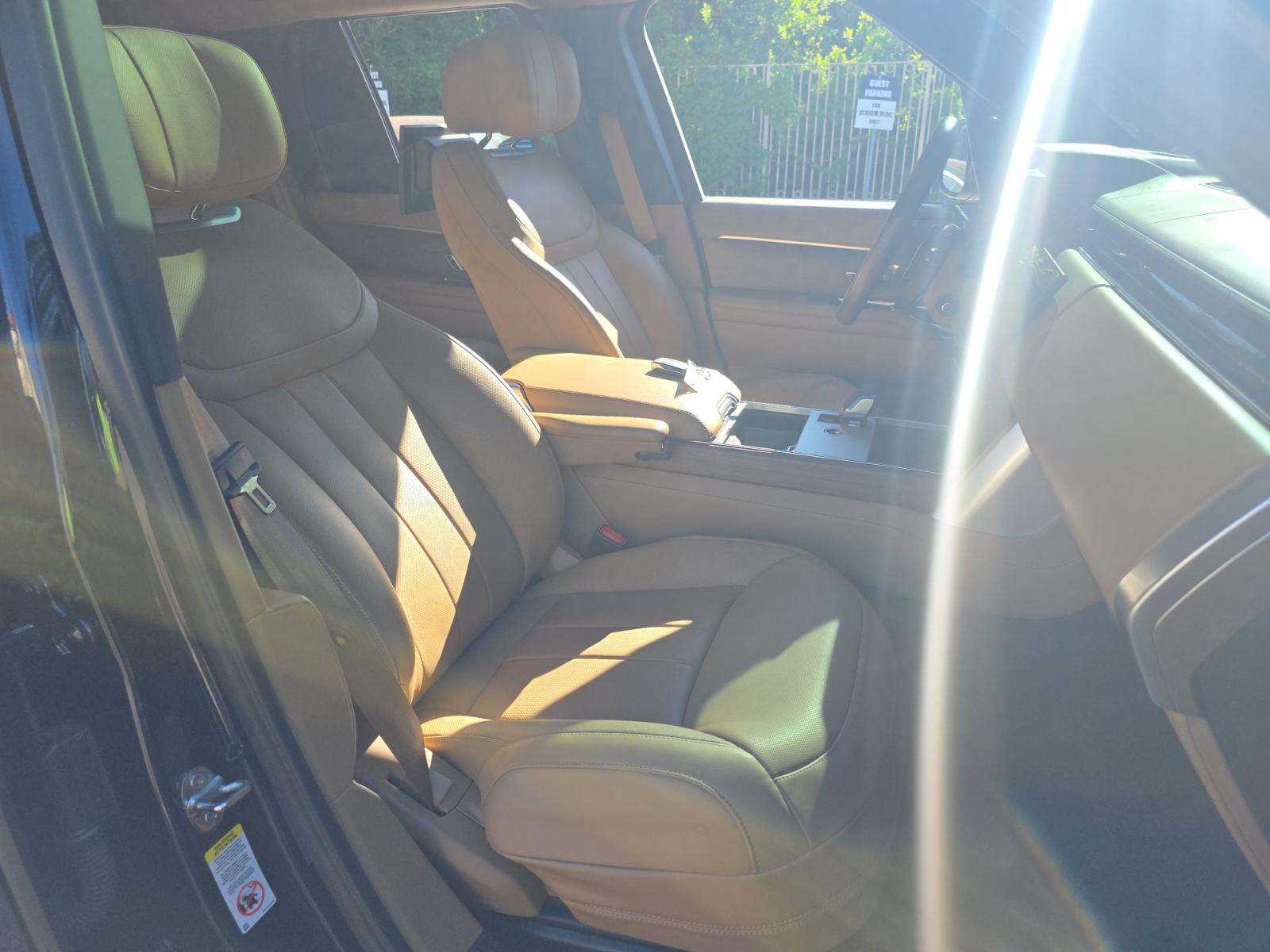 2025 Land Rover Range Rover Autobiography AWD