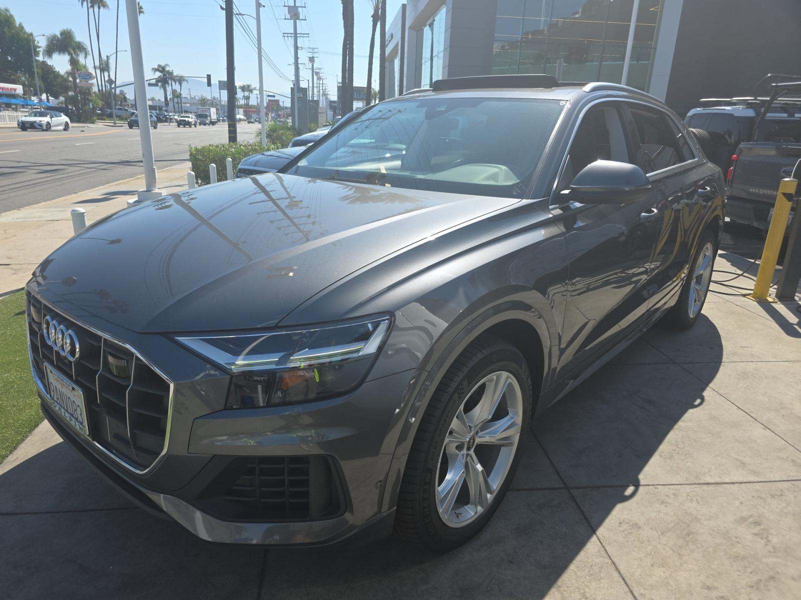 2022 Audi Q8 Premium Plus