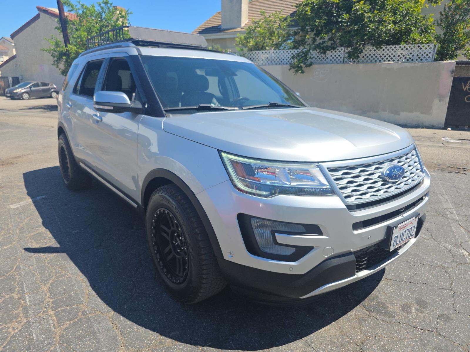 FORD EXPLORER - 4