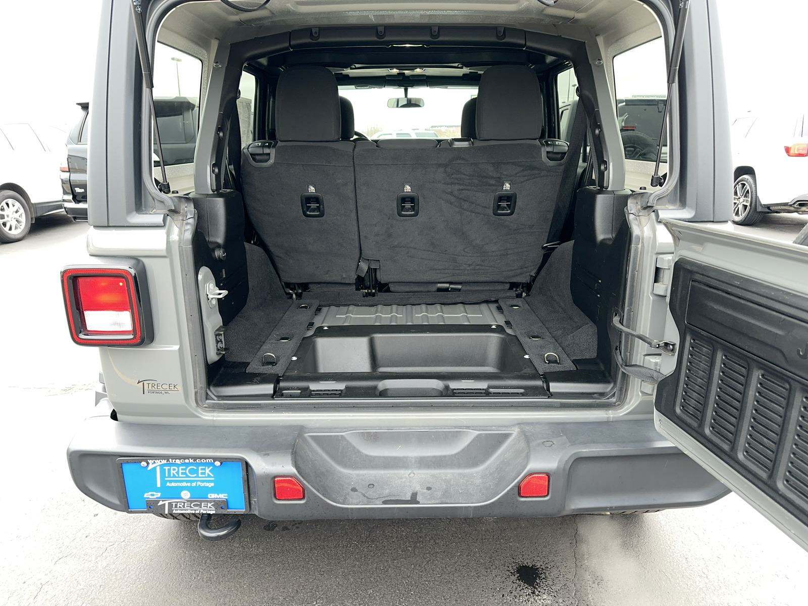 2021 Jeep Wrangler Unlimited Sahara AWD