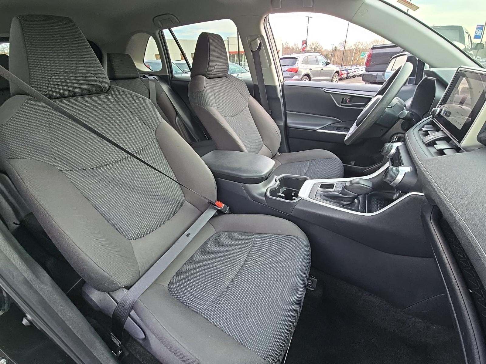 2024 Toyota RAV4 LE AWD