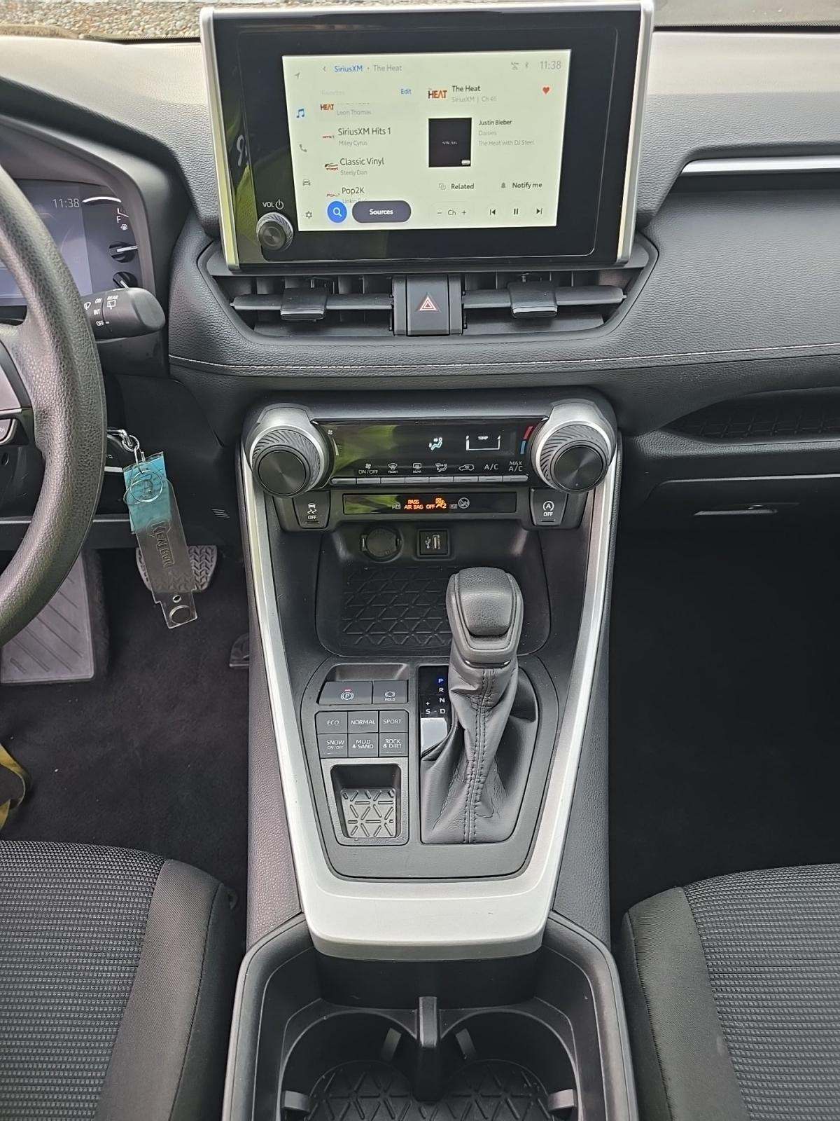 2024 Toyota RAV4 LE AWD