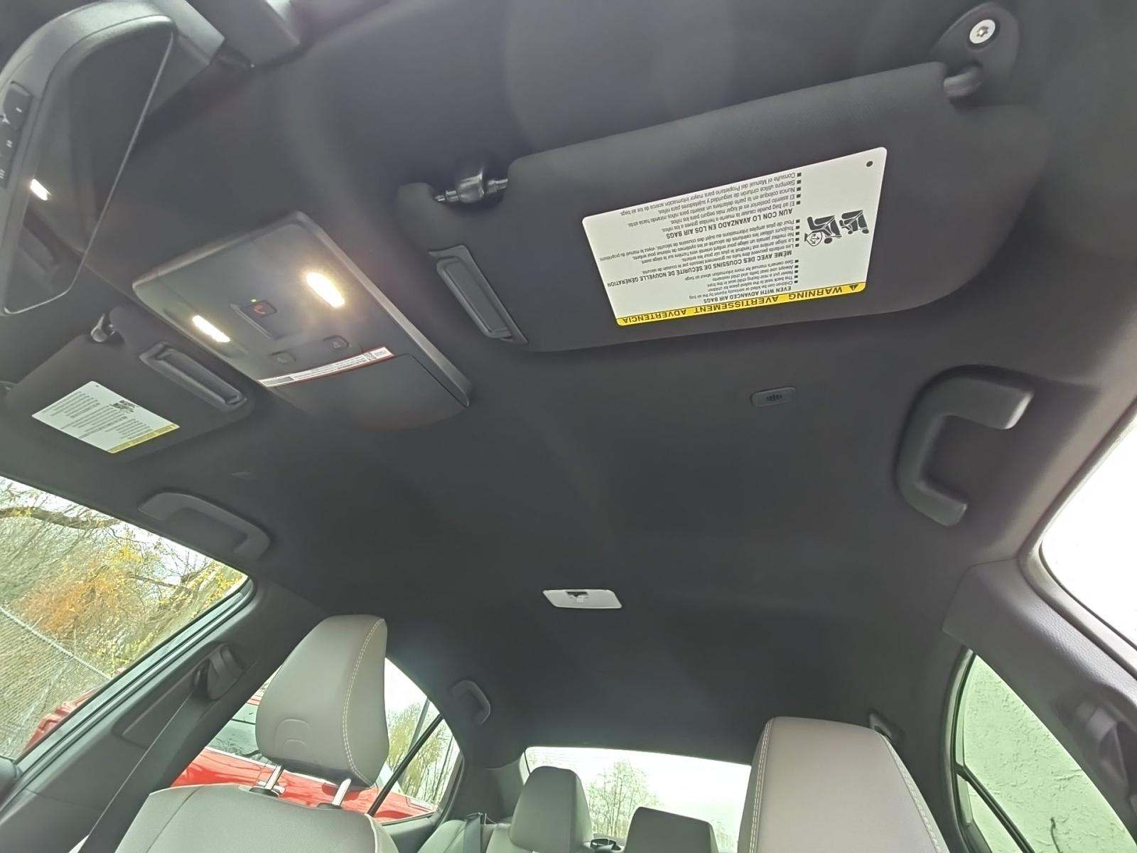 2025 Toyota Camry SE FWD