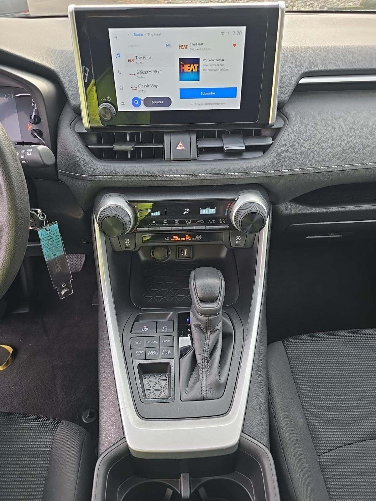 2024 Toyota RAV4 LE AWD