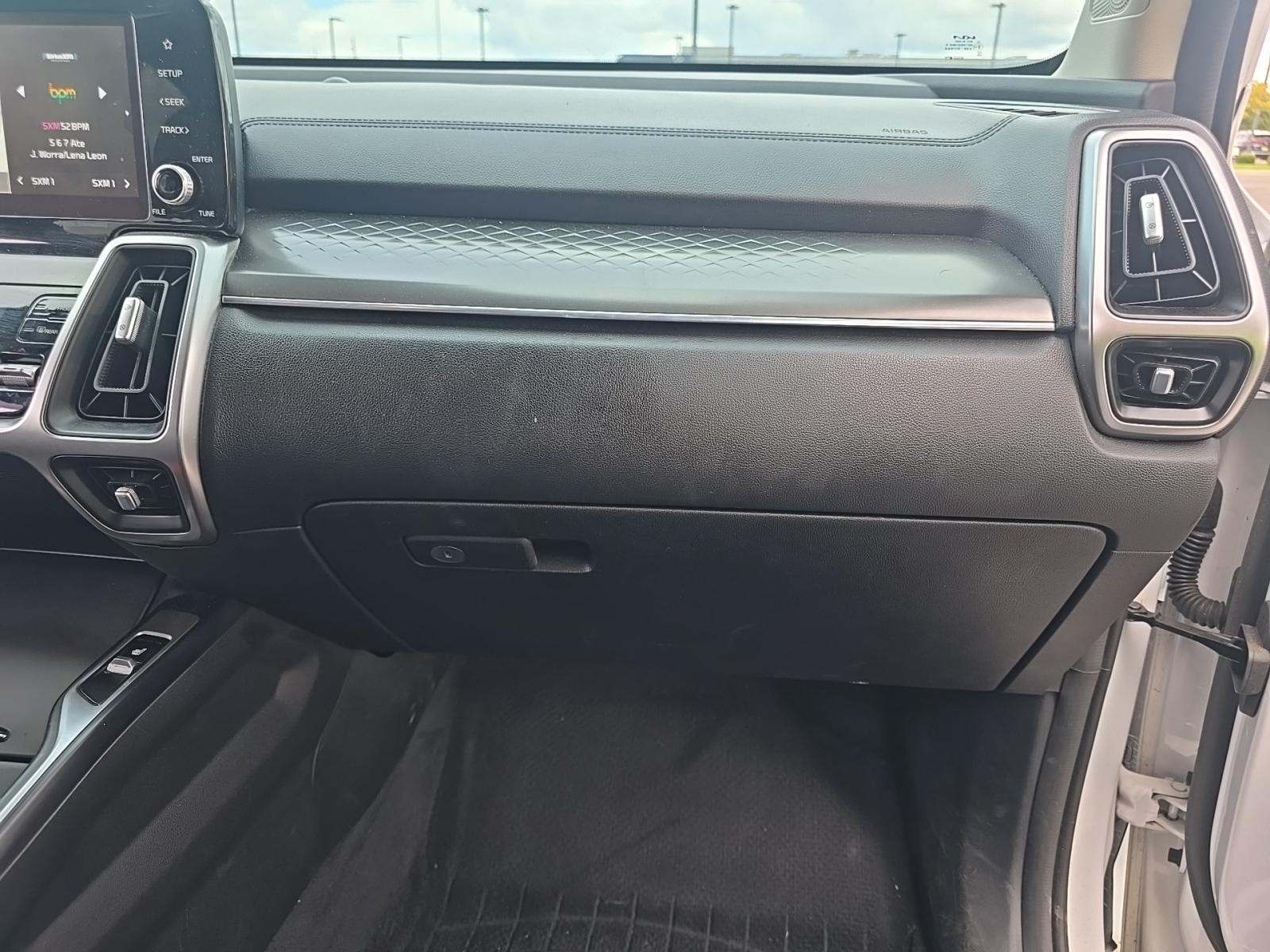 2022 Kia Sorento S FWD