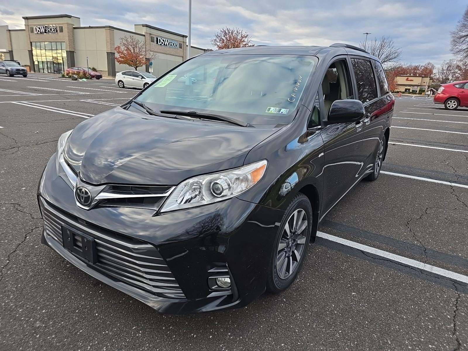 2018 Toyota Sienna XLE Premium AWD