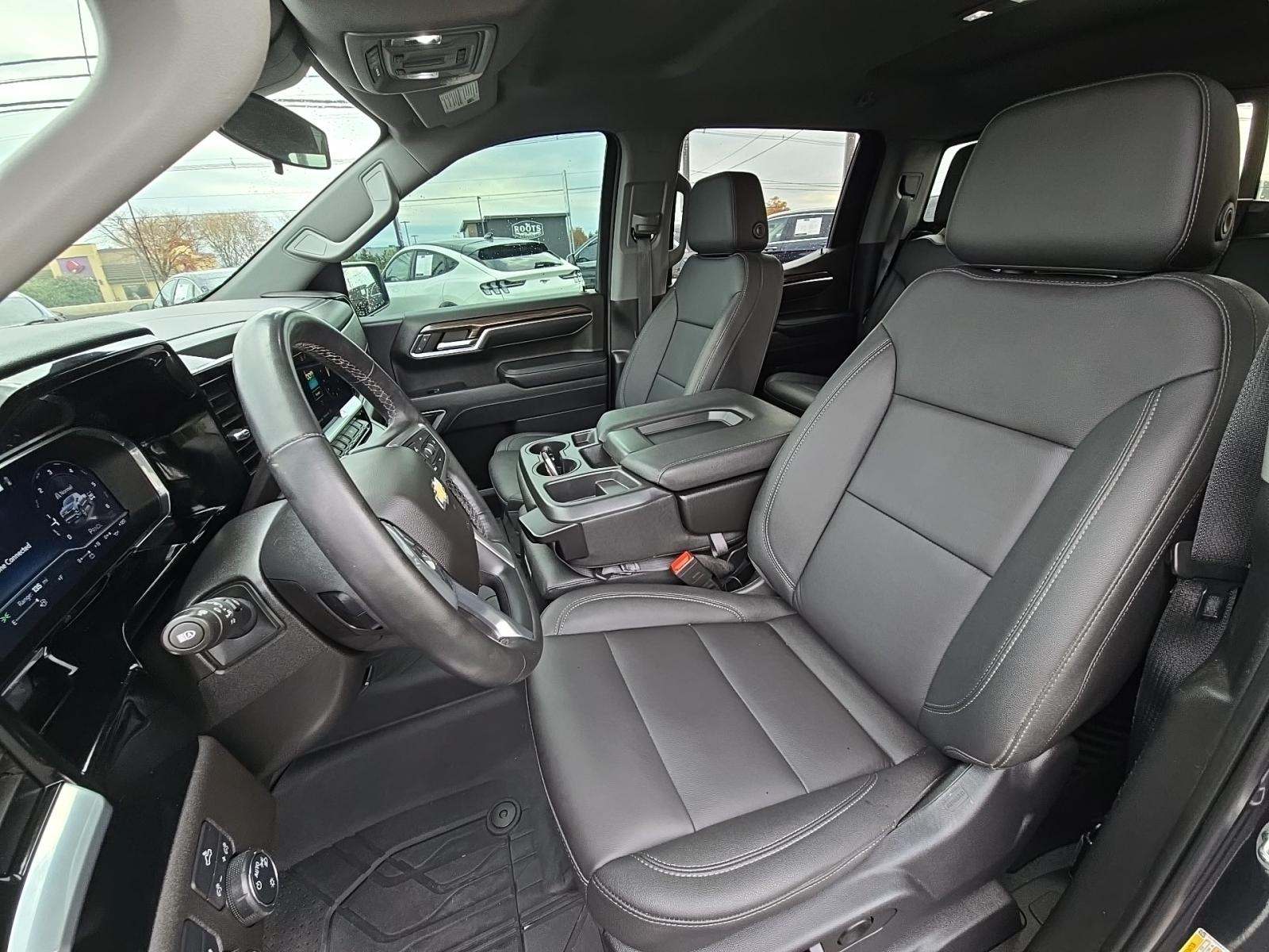 2023 Chevrolet Silverado 1500 LT AWD