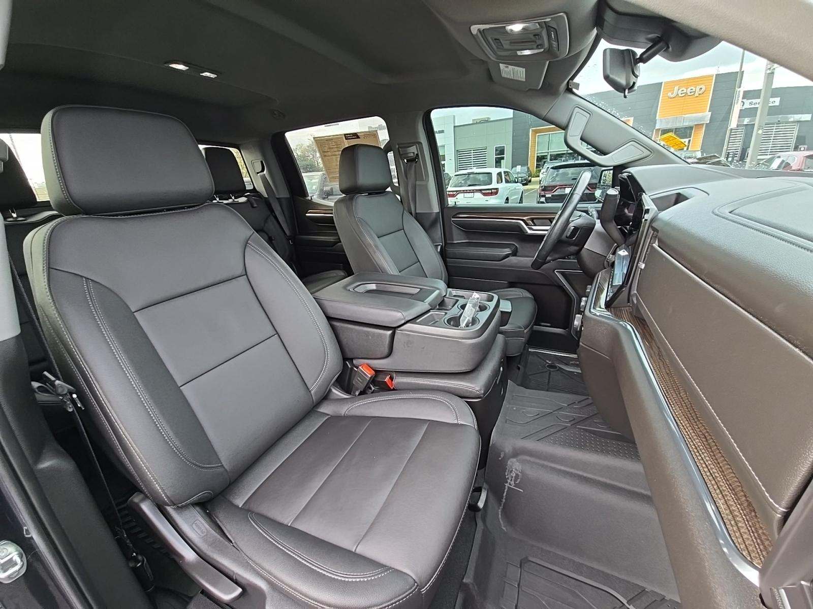 2023 Chevrolet Silverado 1500 LT AWD