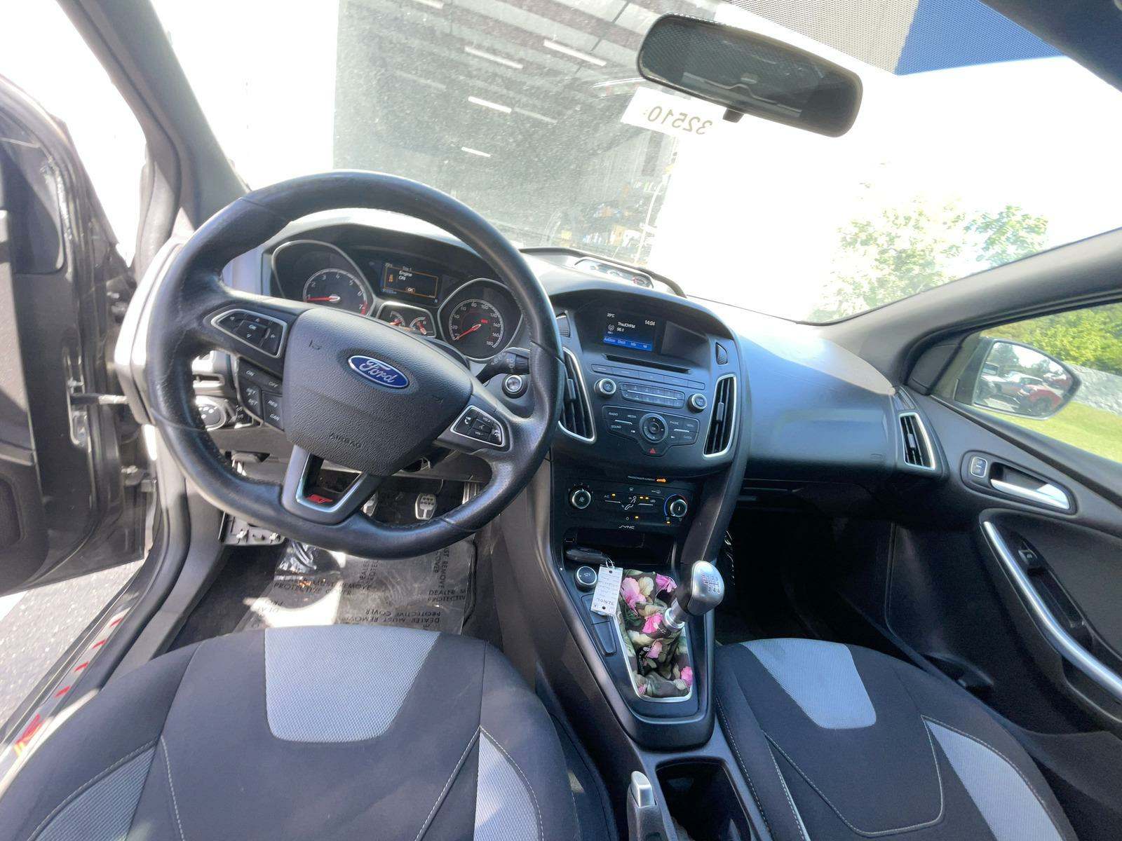 2015 Ford Focus ST FWD