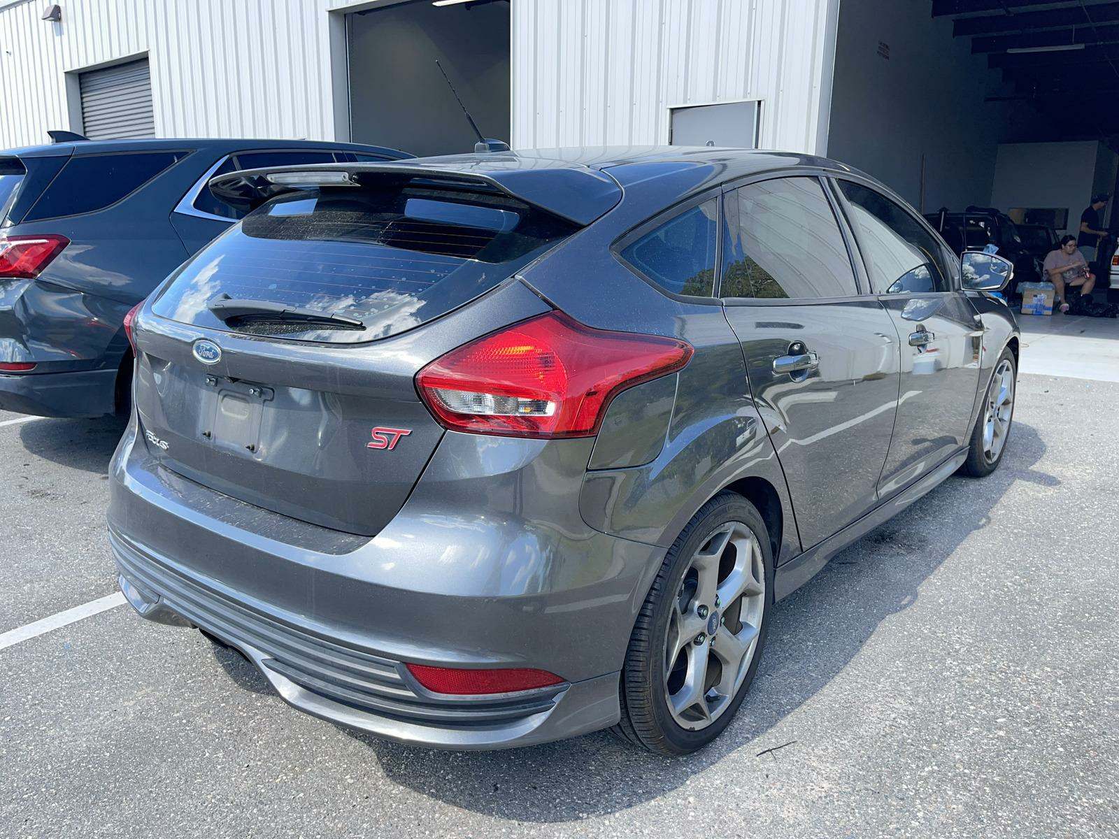 2015 Ford Focus ST FWD