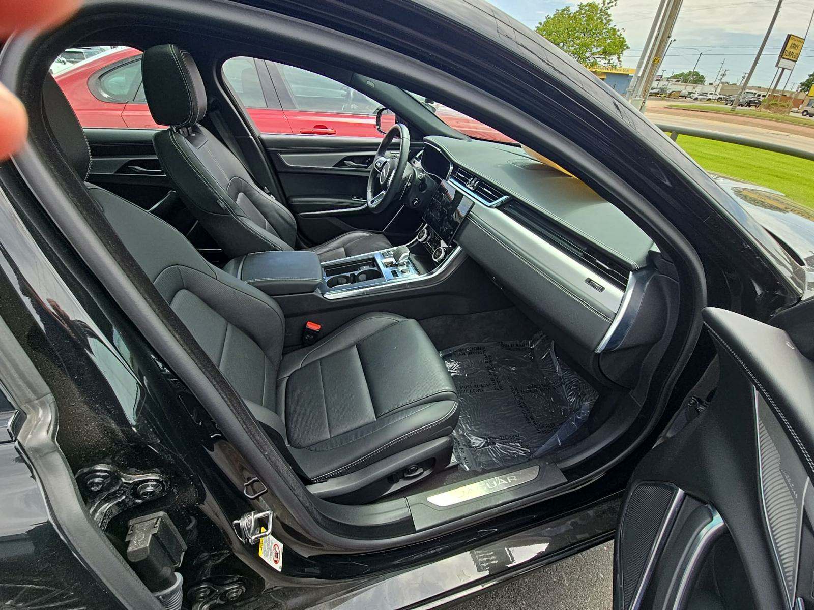 2024 Jaguar XF R-Dynamic SE AWD