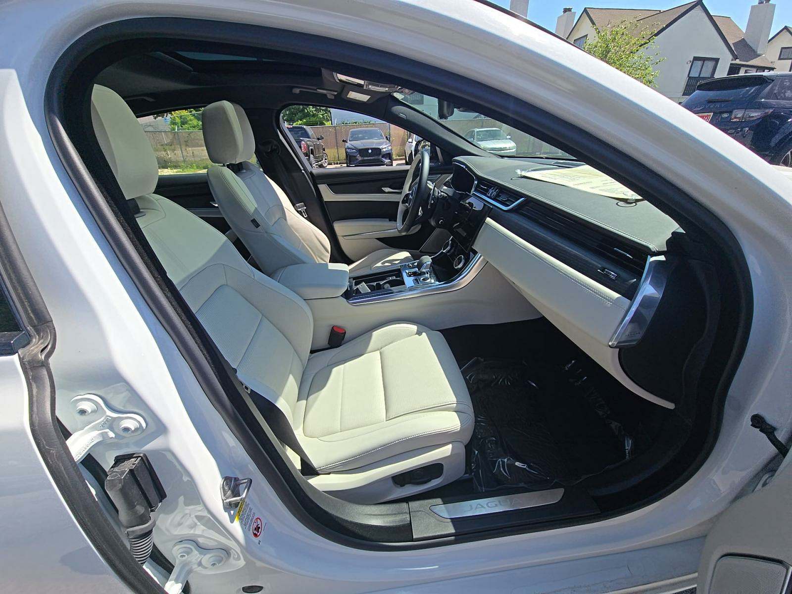 2024 Jaguar XF R-Dynamic SE AWD