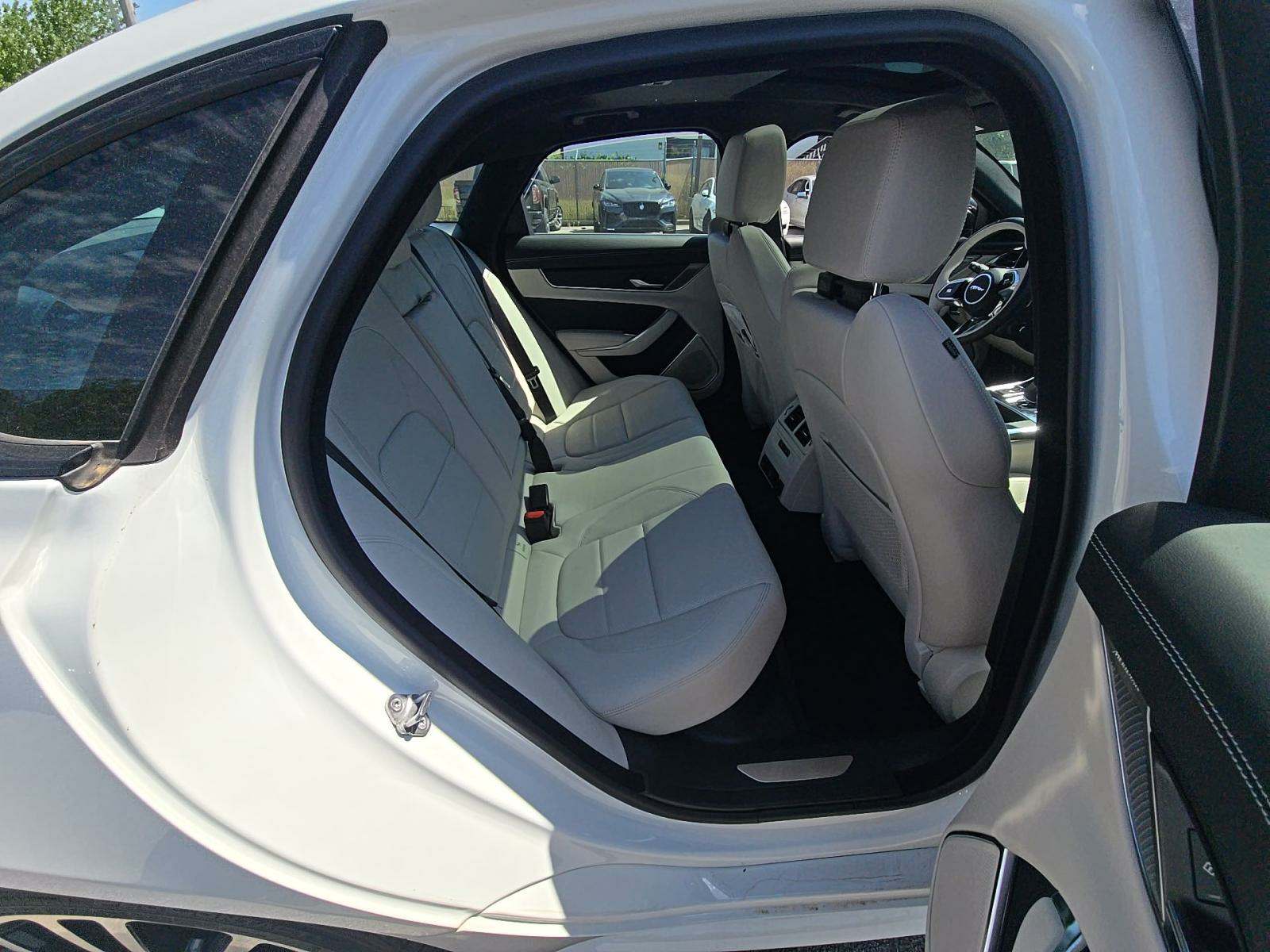 2024 Jaguar XF R-Dynamic SE AWD