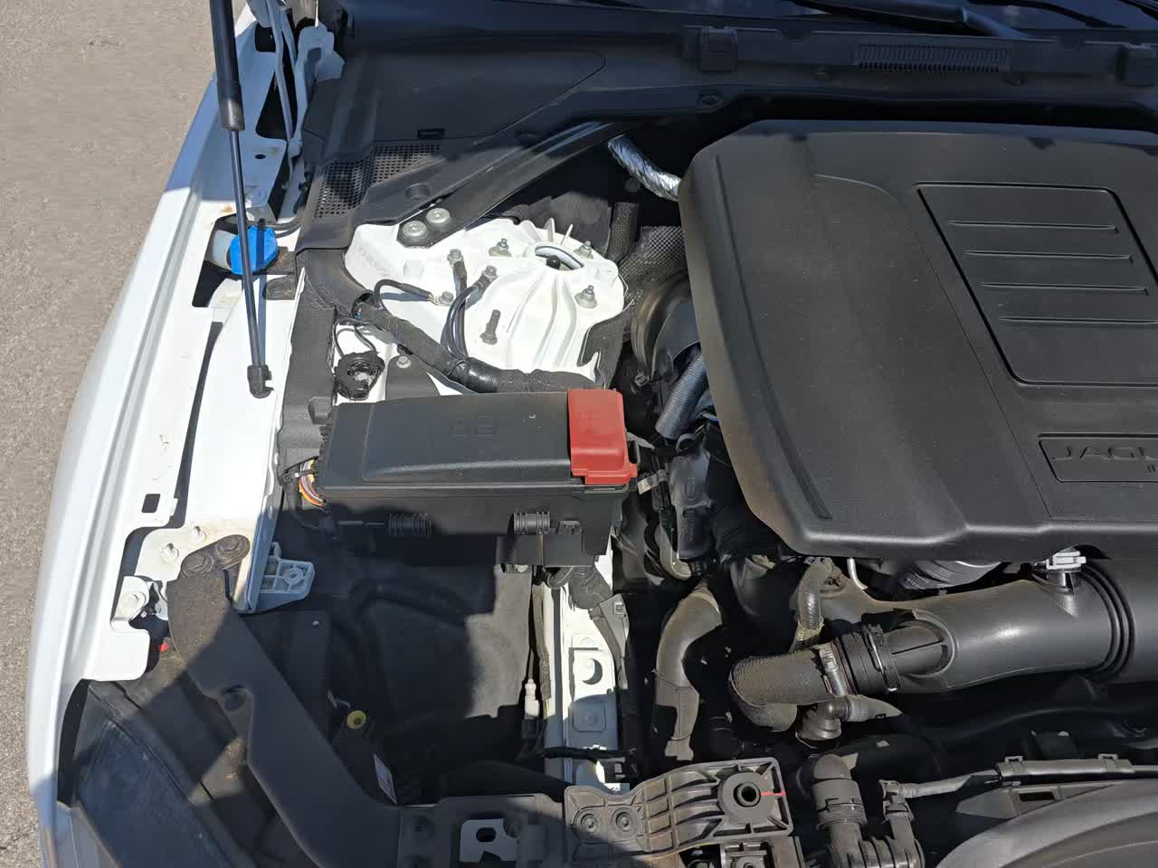 2024 Jaguar XF R-Dynamic SE AWD