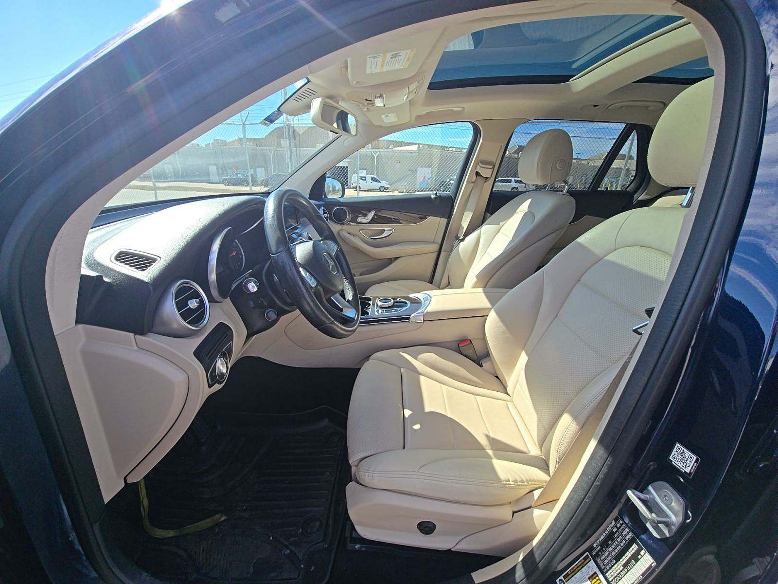 2017 Mercedes-Benz GLC GLC 300 RWD