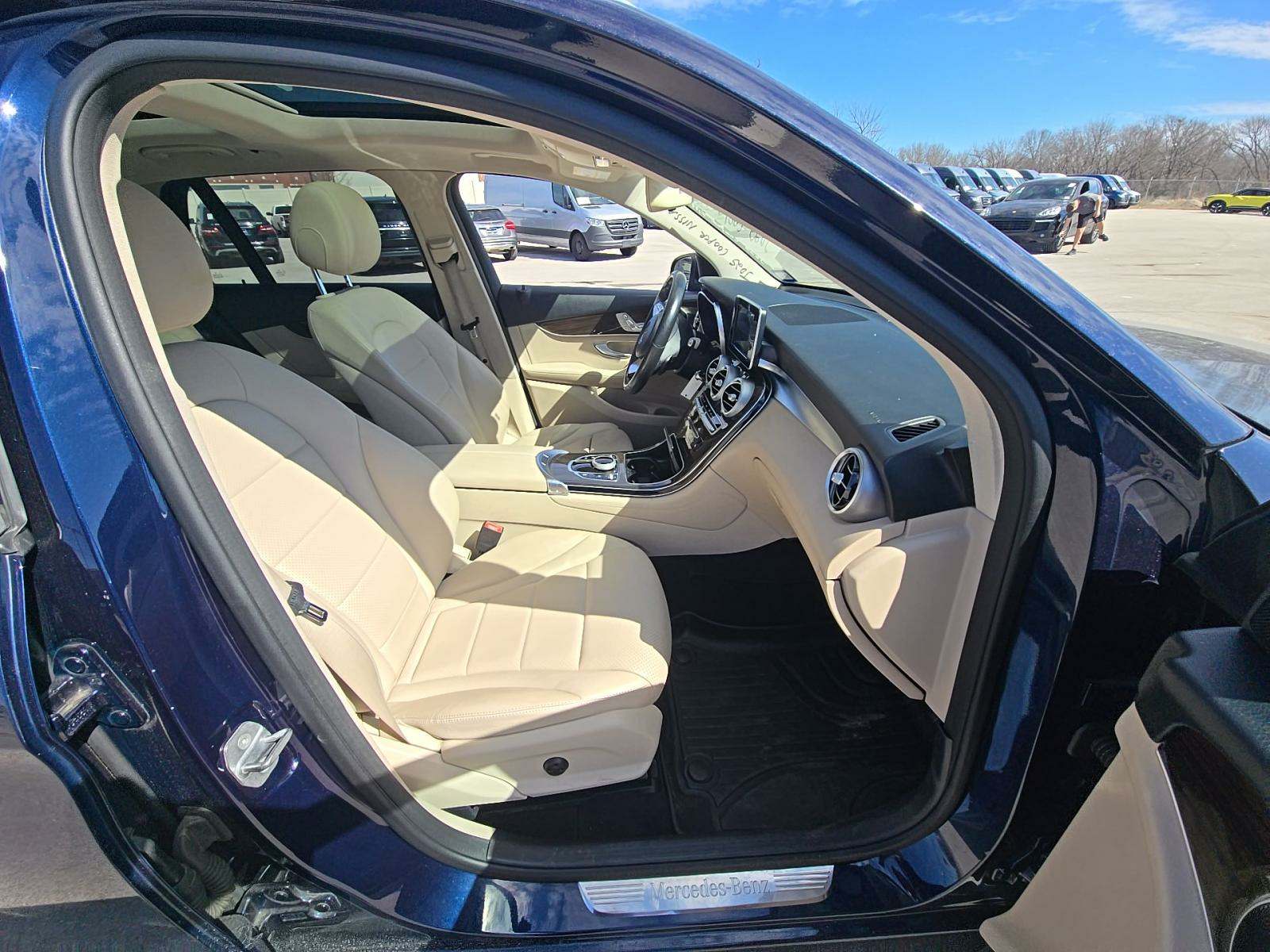 2017 Mercedes-Benz GLC GLC 300 RWD