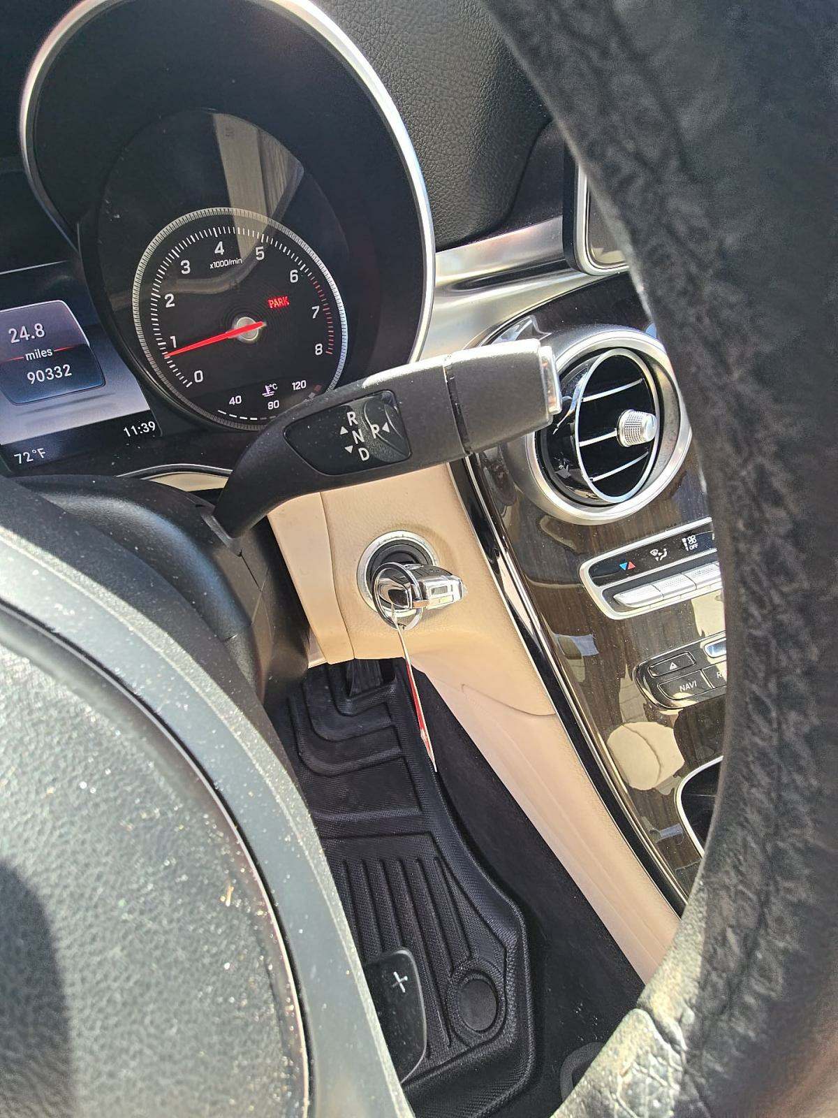 2017 Mercedes-Benz GLC GLC 300 RWD