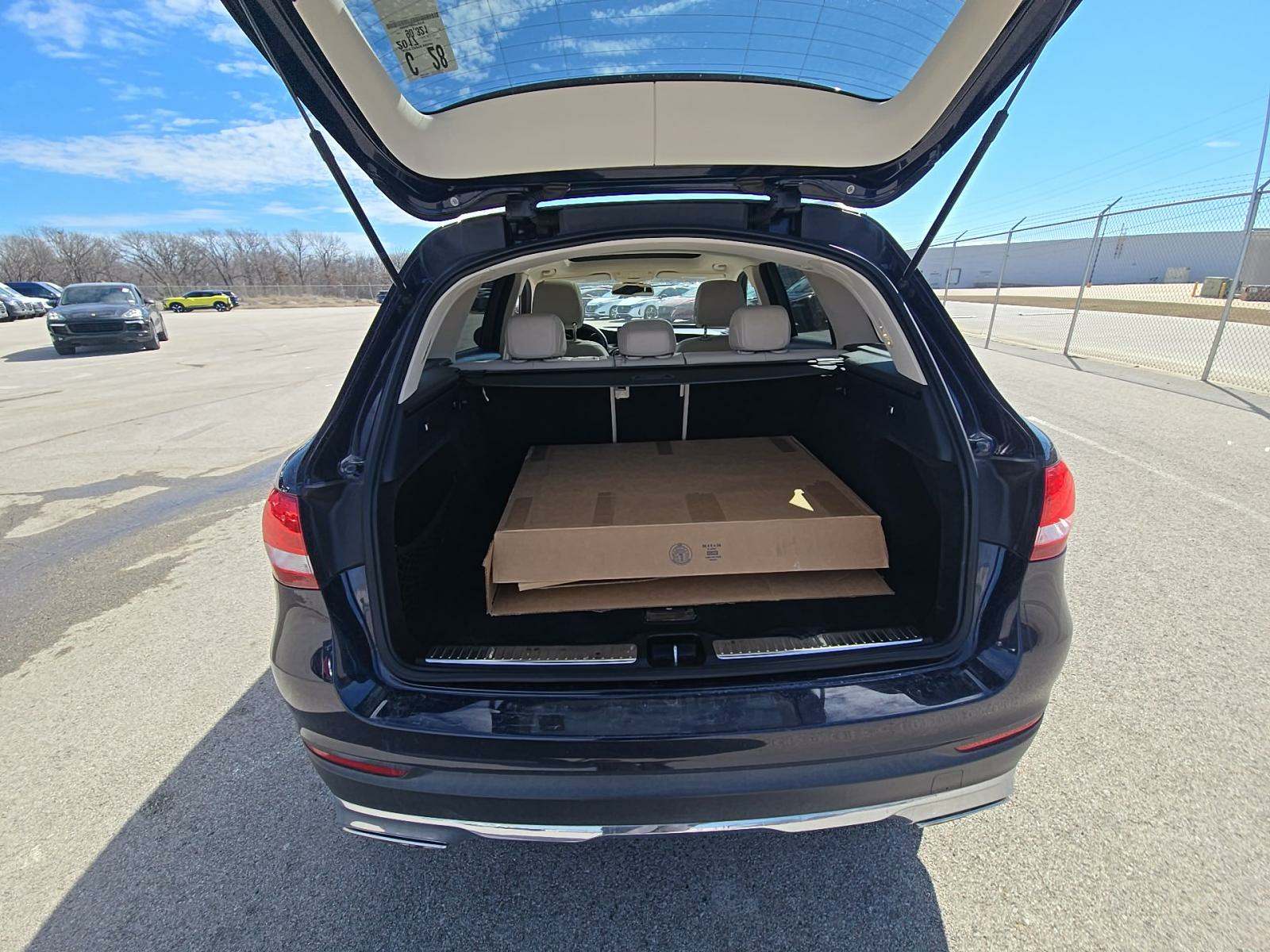 2017 Mercedes-Benz GLC GLC 300 RWD